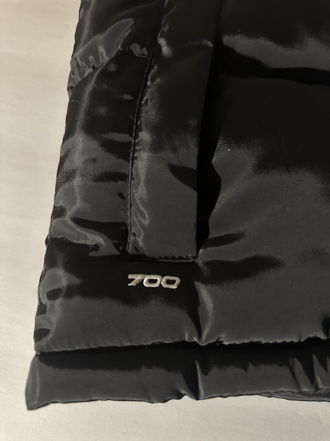 노스페이스 패딩조끼 700 블랙 S 상품이미지2