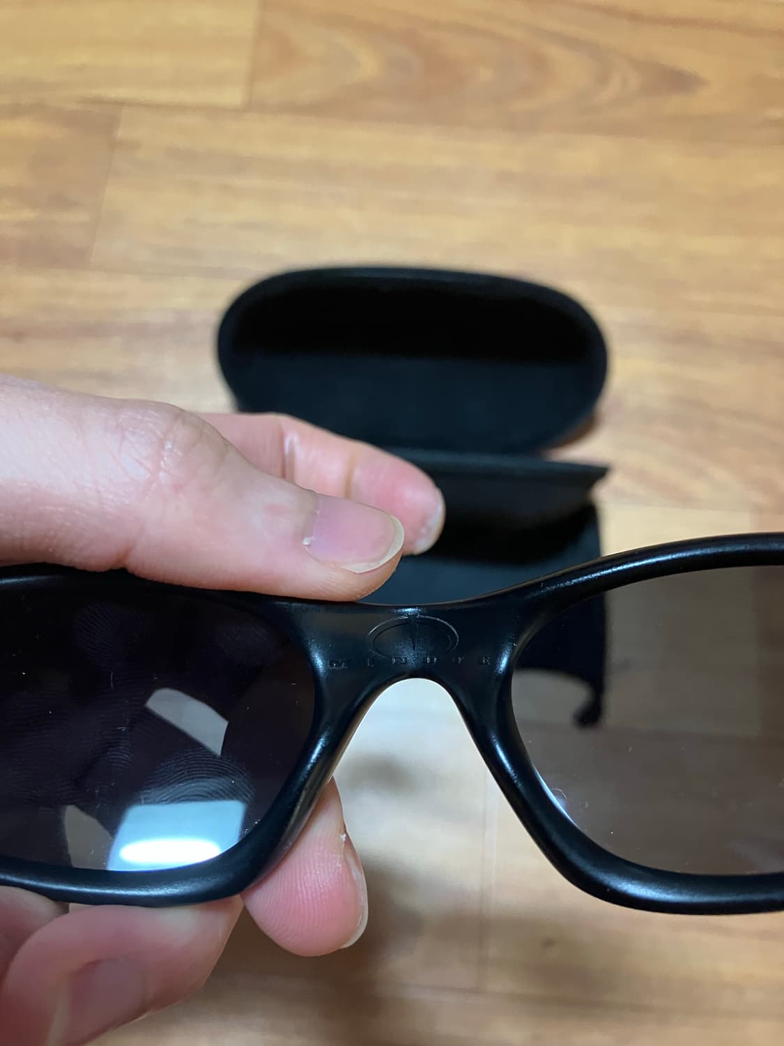 오클리 미뉴트 1.0 새렌즈 블랙 상품이미지7