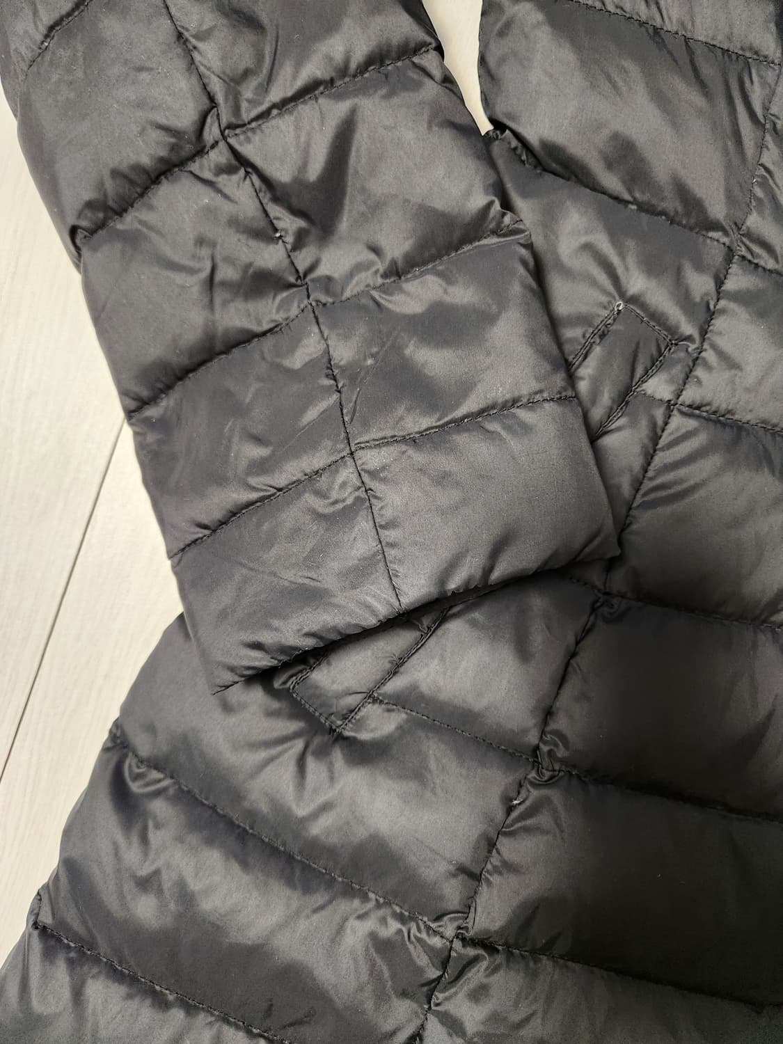 SOUP 경량 롱패딩 사이즈66

사용감 좀 있지만 깨끗한편이에요^^

 상품이미지5