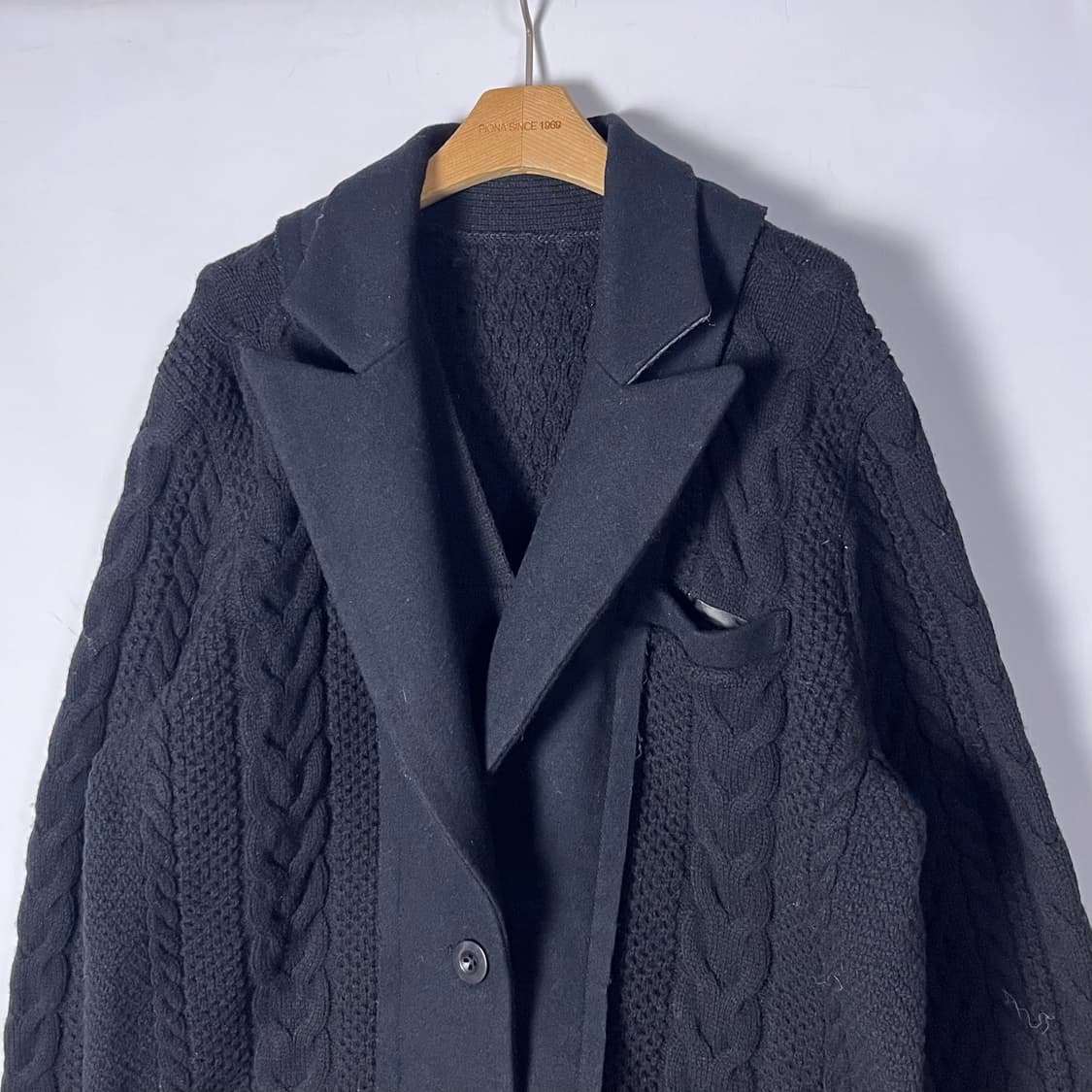 [Sacai] 사카이 울 케이블 니트 테일러드 가디건 상품이미지3