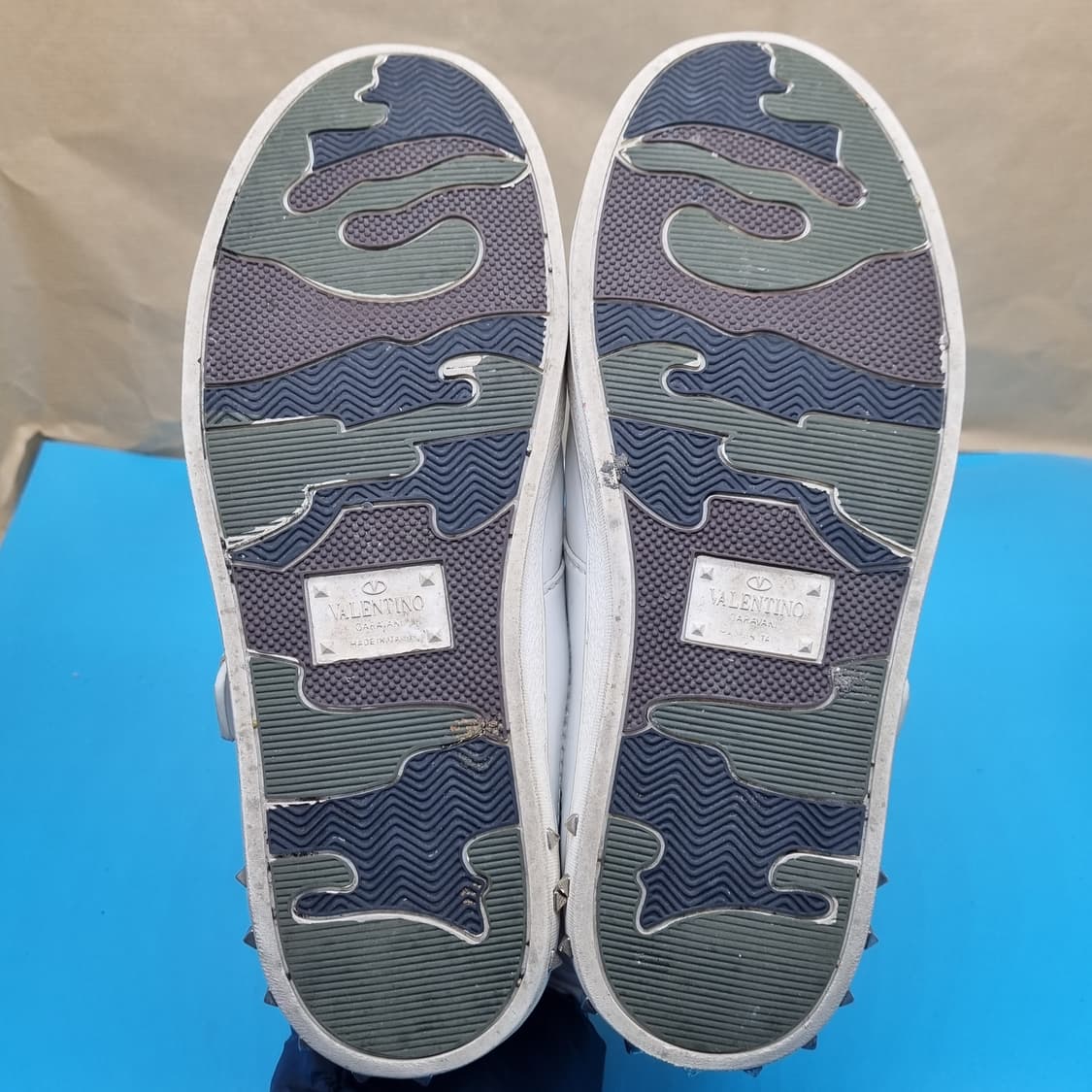 발렌타노 브이펑크 스니커즈40 255 상품이미지3