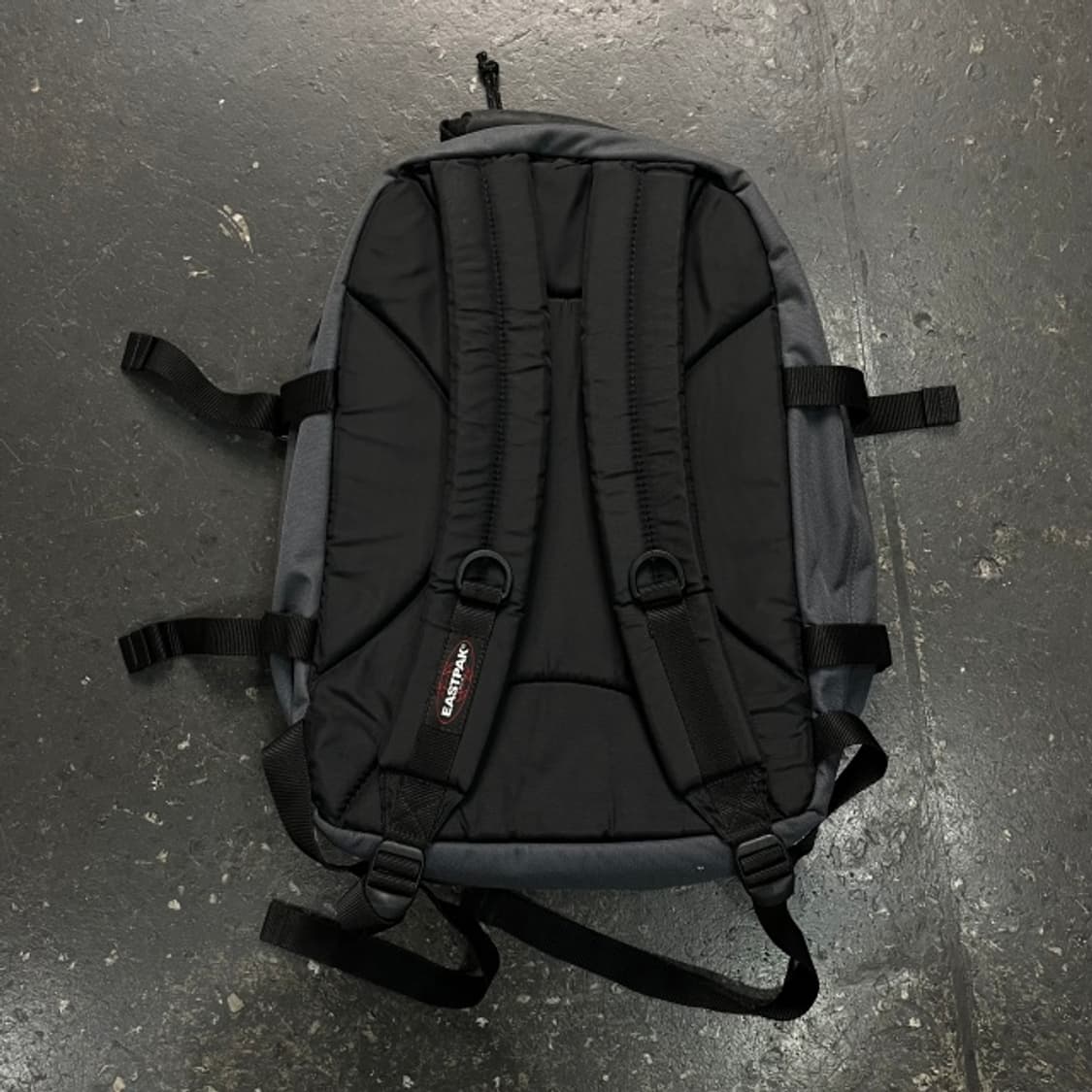 이스트팩 백팩  상품이미지3