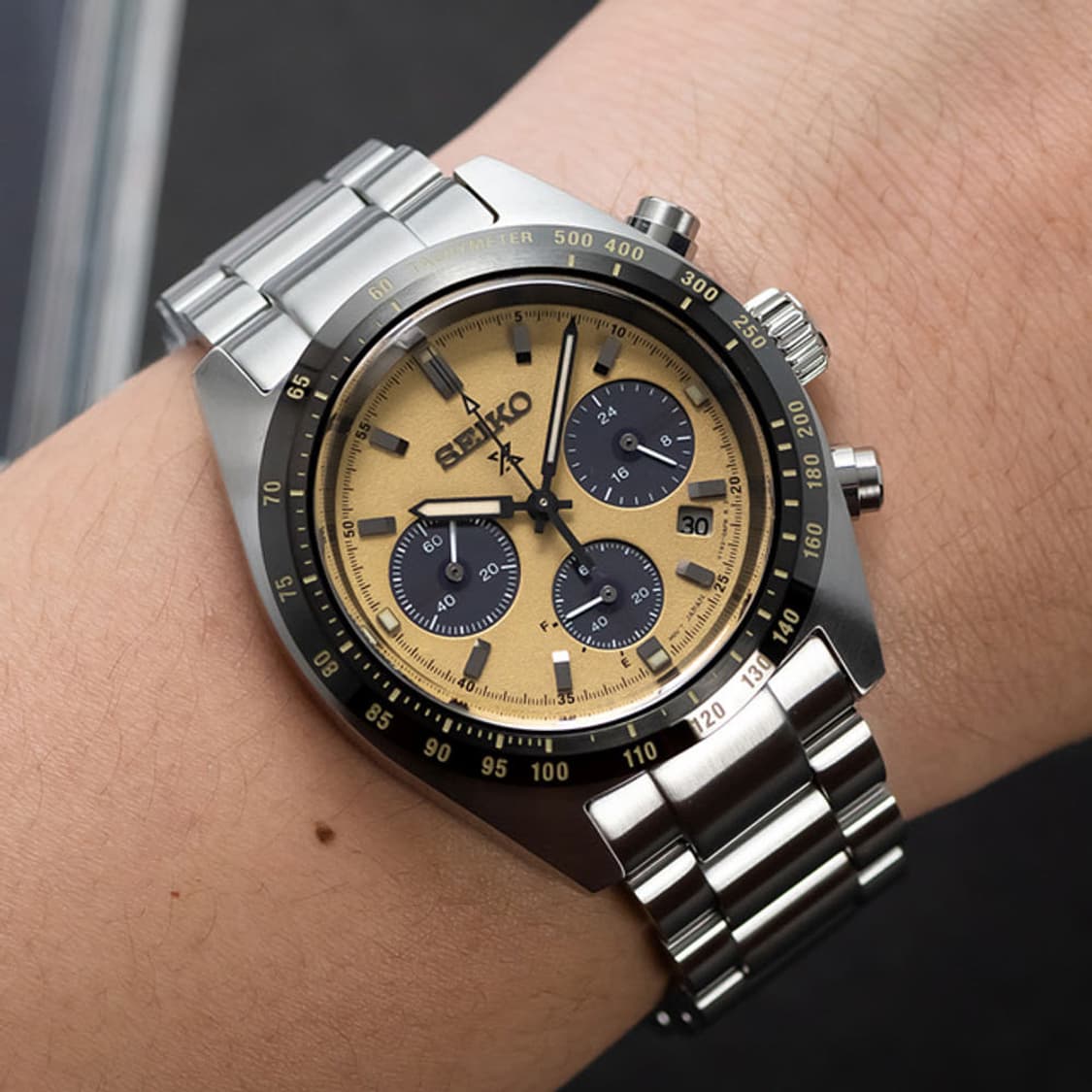 세이코 복각 크로노그래프 골드 판매합니다 상품이미지1
