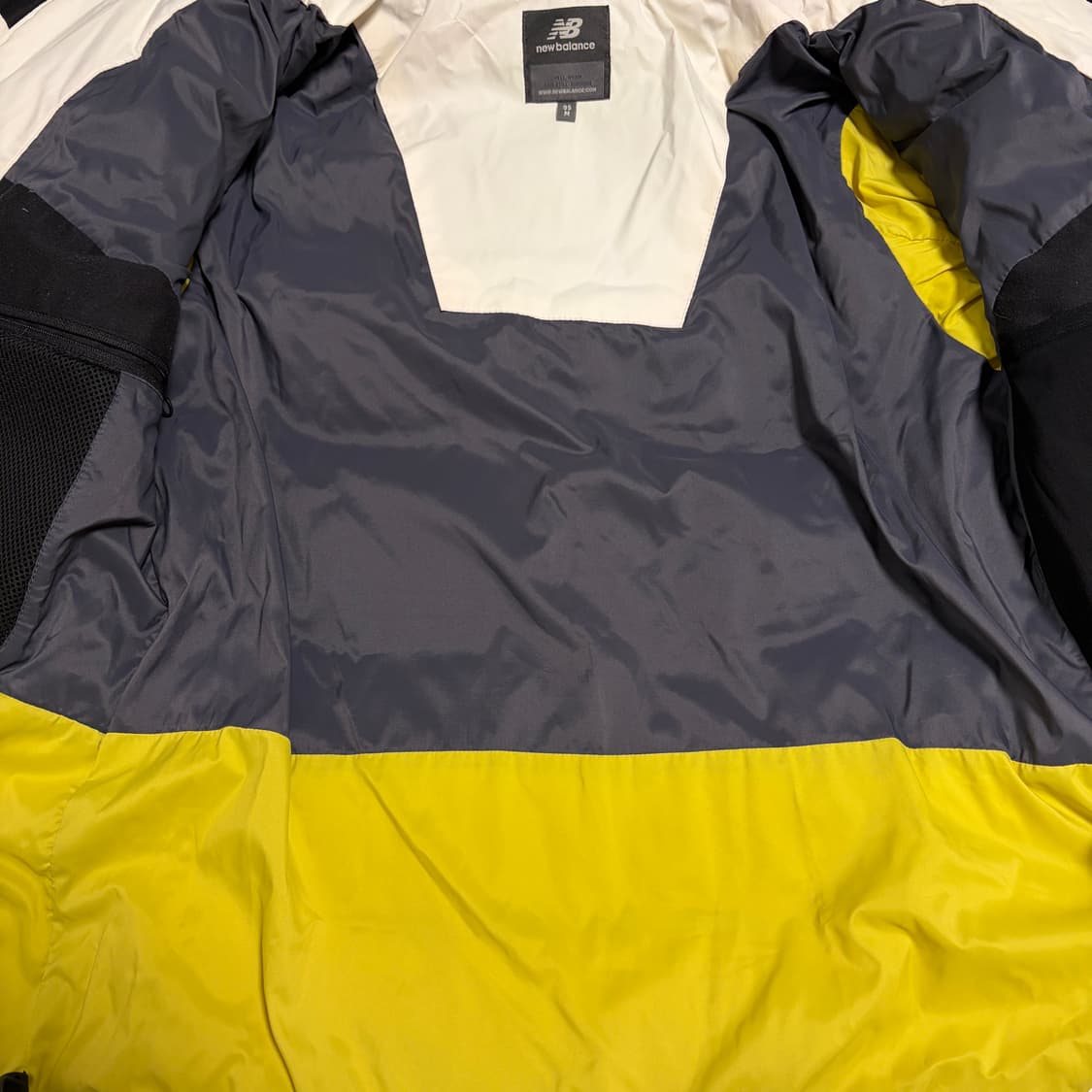 W)뉴발란스 화이트 덕다운 패딩 상품이미지2