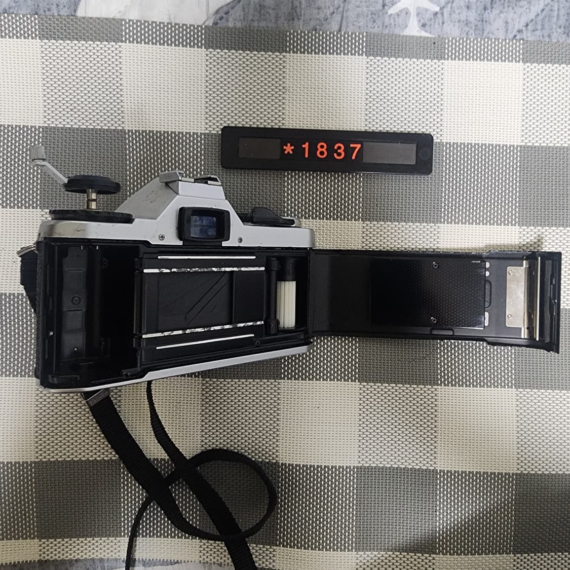 펜탁스 MV 1 실버바디 필름카메라 1대2 단렌즈 상품이미지5