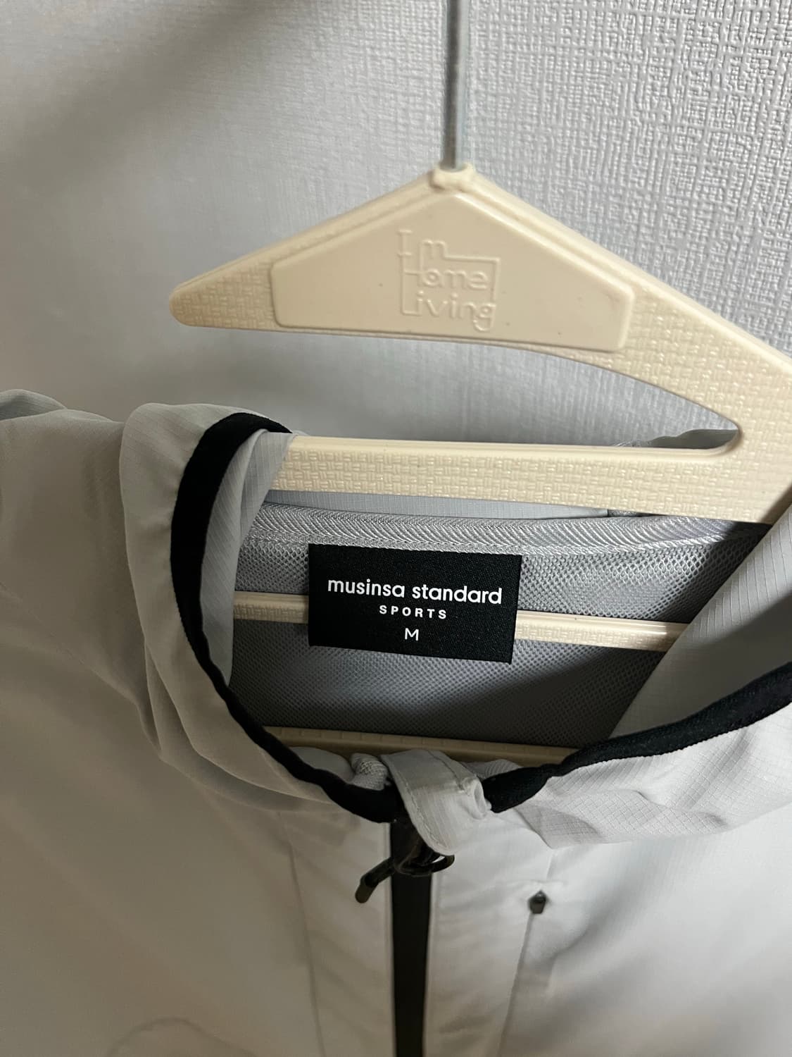 무신사 스탠다드 스포츠 윈드 경량 자켓 m 상품이미지6