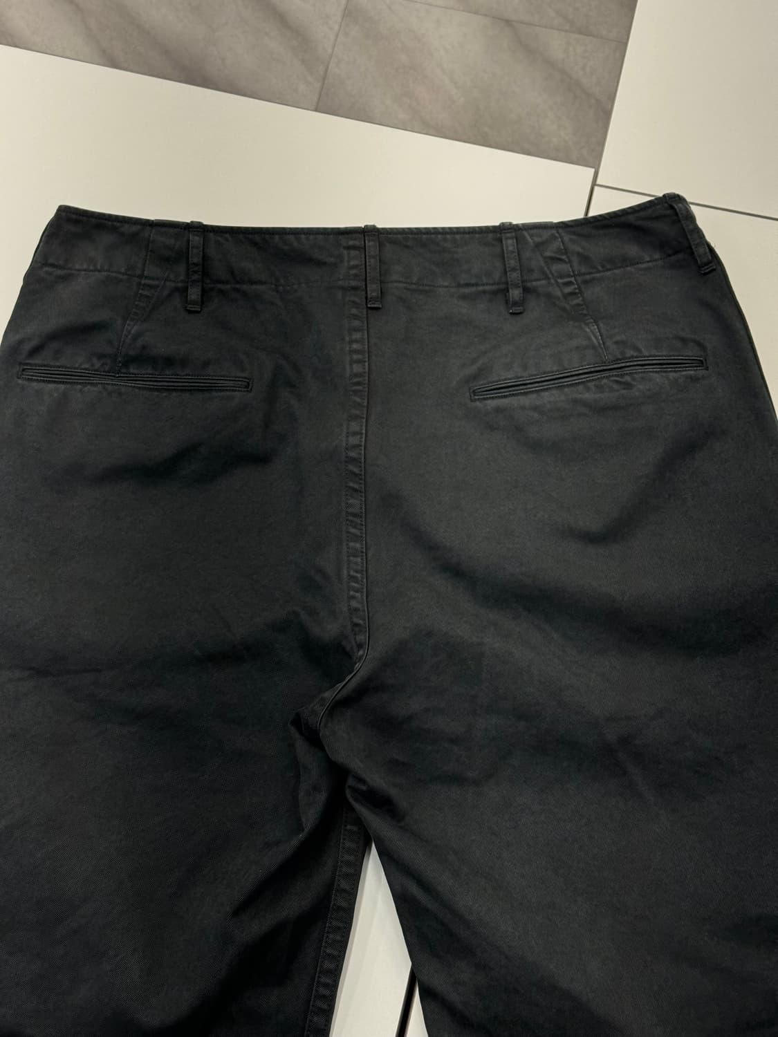 [5] 오라리 프로덕트 다이드 핀스 치노 내로우 팬츠 블랙 상품이미지5