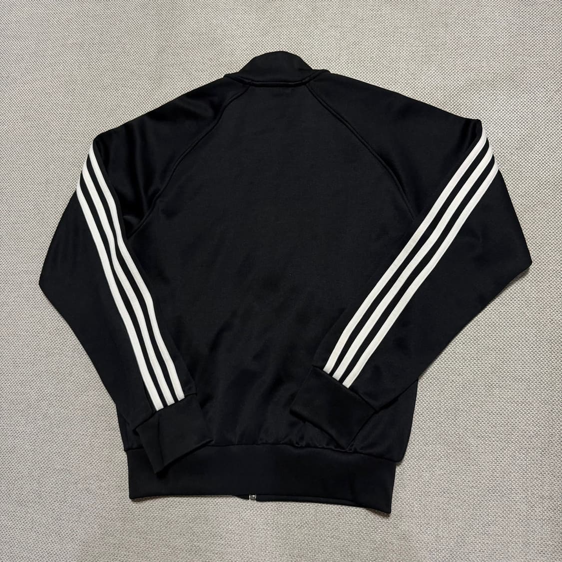 아디다스 오리지널 로고 트랙탑 상품이미지5