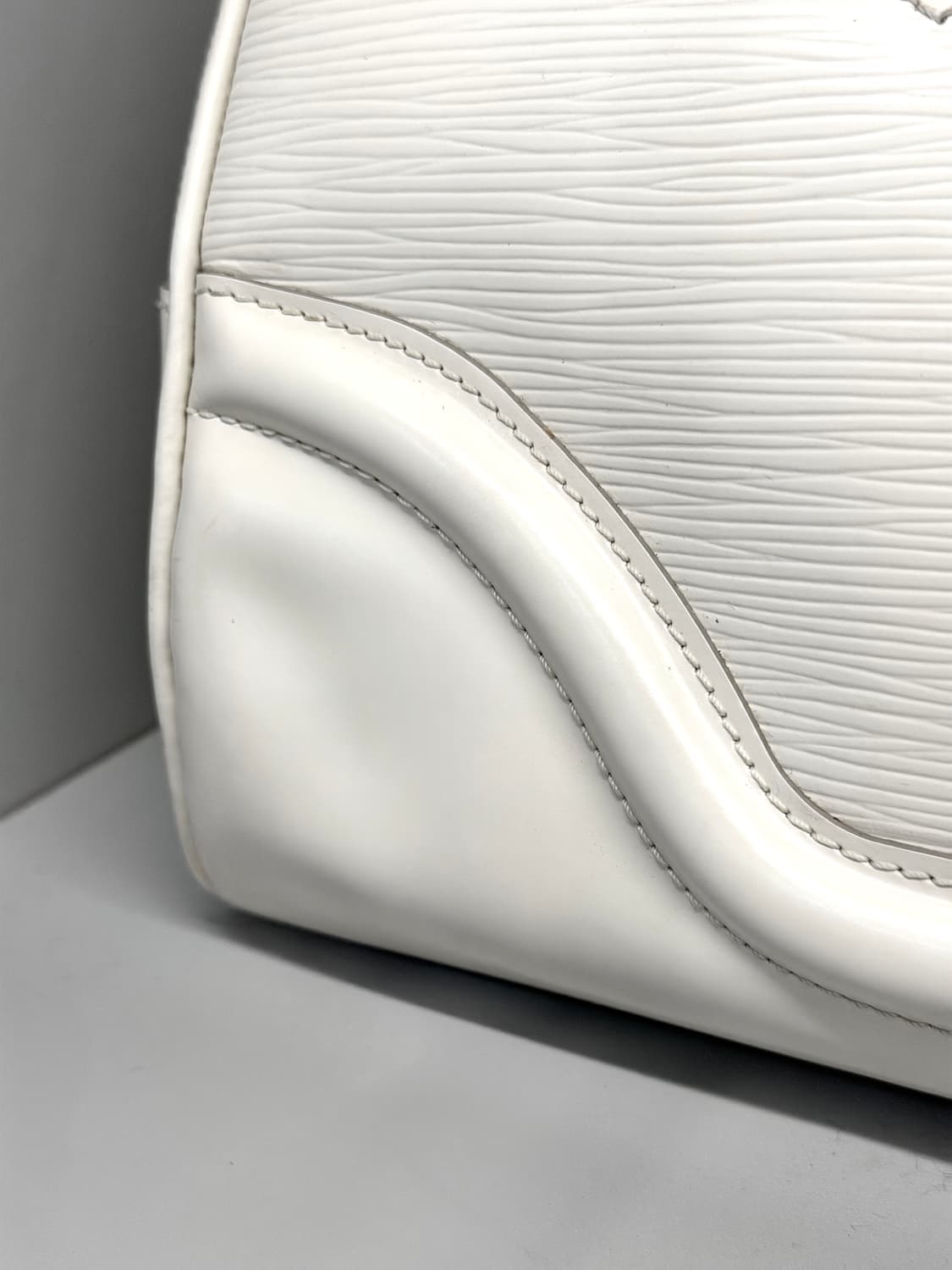 루이비통 에피 보울링 몽테뉴 GM 상품이미지10