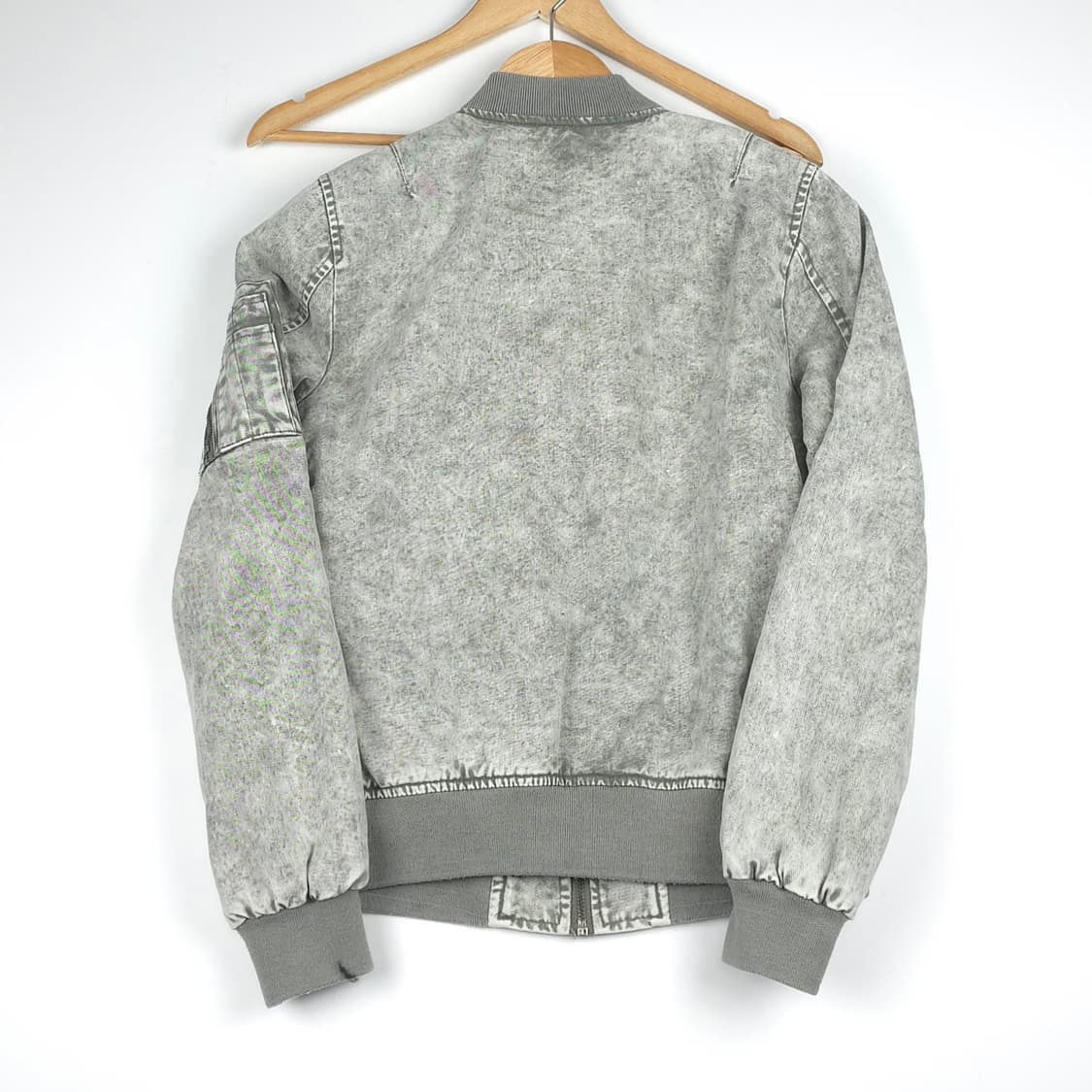 [XS] 리바이스 MA-1스타일 스톤워시드 데님자켓 상품이미지7