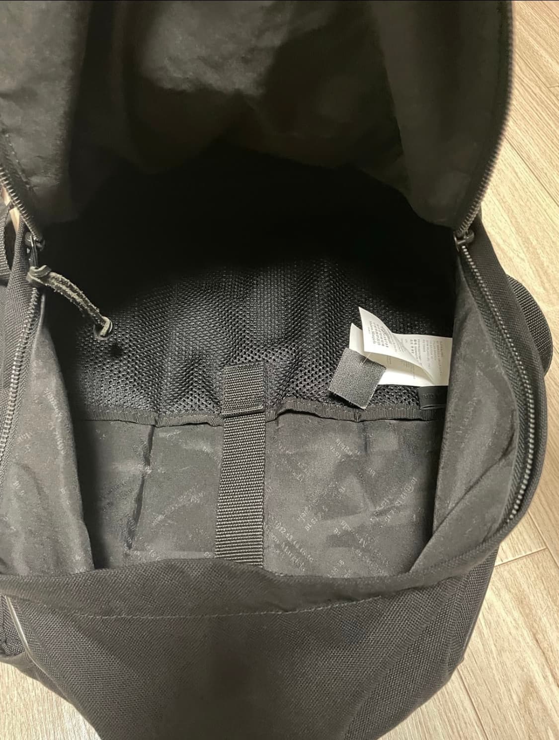 메종 마르지엘라 아이콘 타입 스티치 백팩 상품이미지5