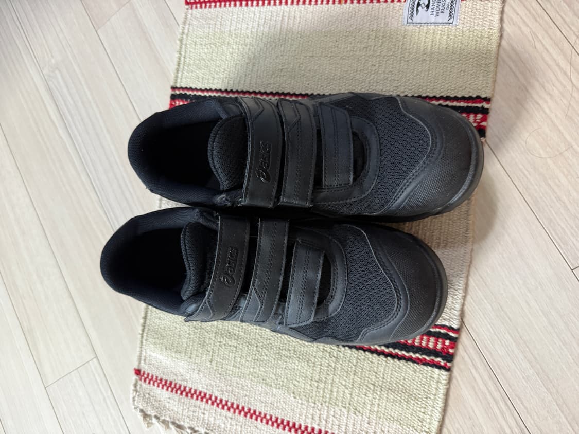 아식스 asics uk6 250 상품이미지1