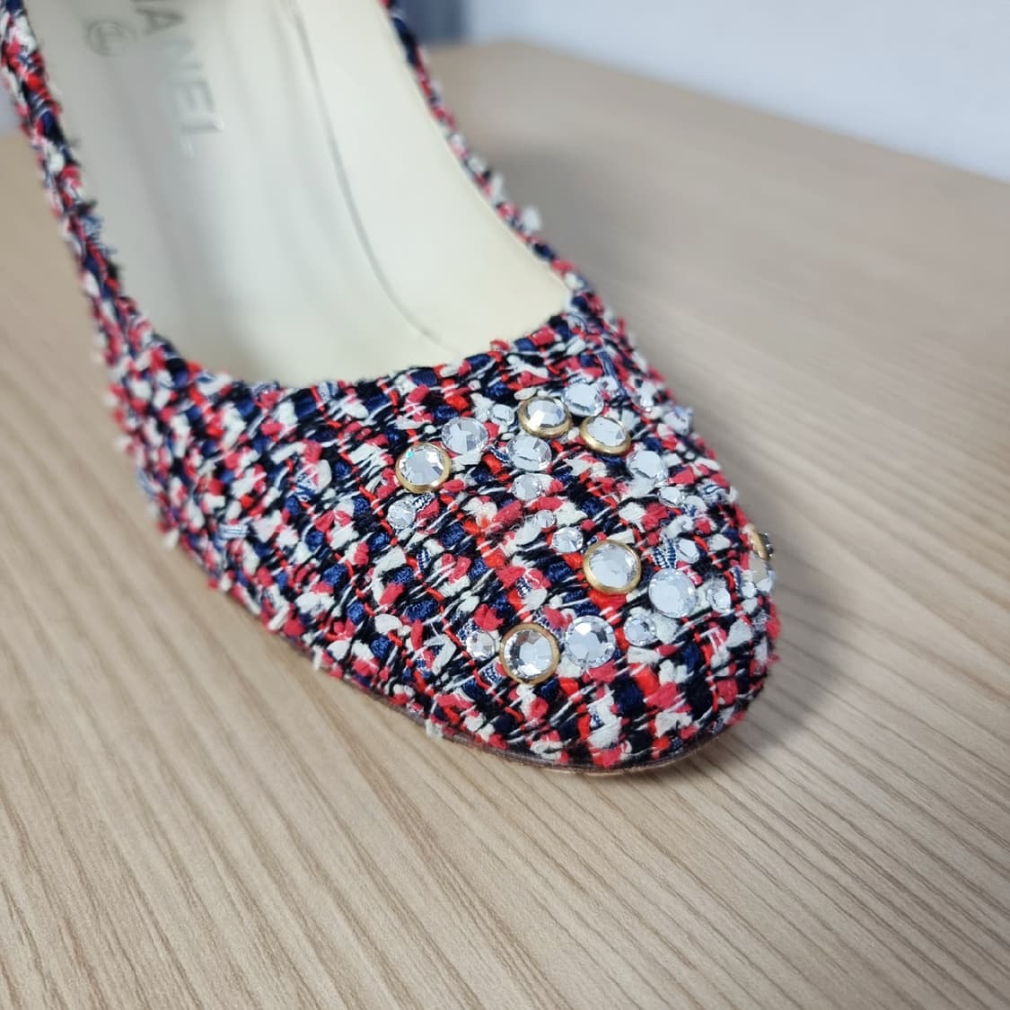 샤넬 큐빅로고 트위드 구두 펌프스 슈즈 힐 240mm/37 (굽8.5) 상품이미지3