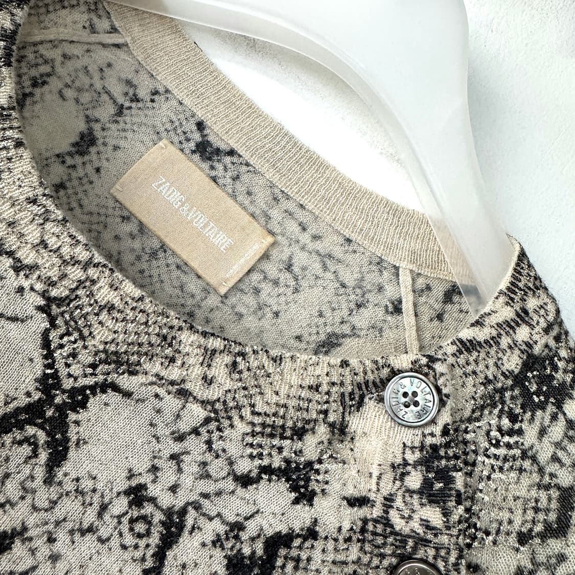 쟈딕앤볼테르 파이톤 캐시미어100 니트 상품이미지3