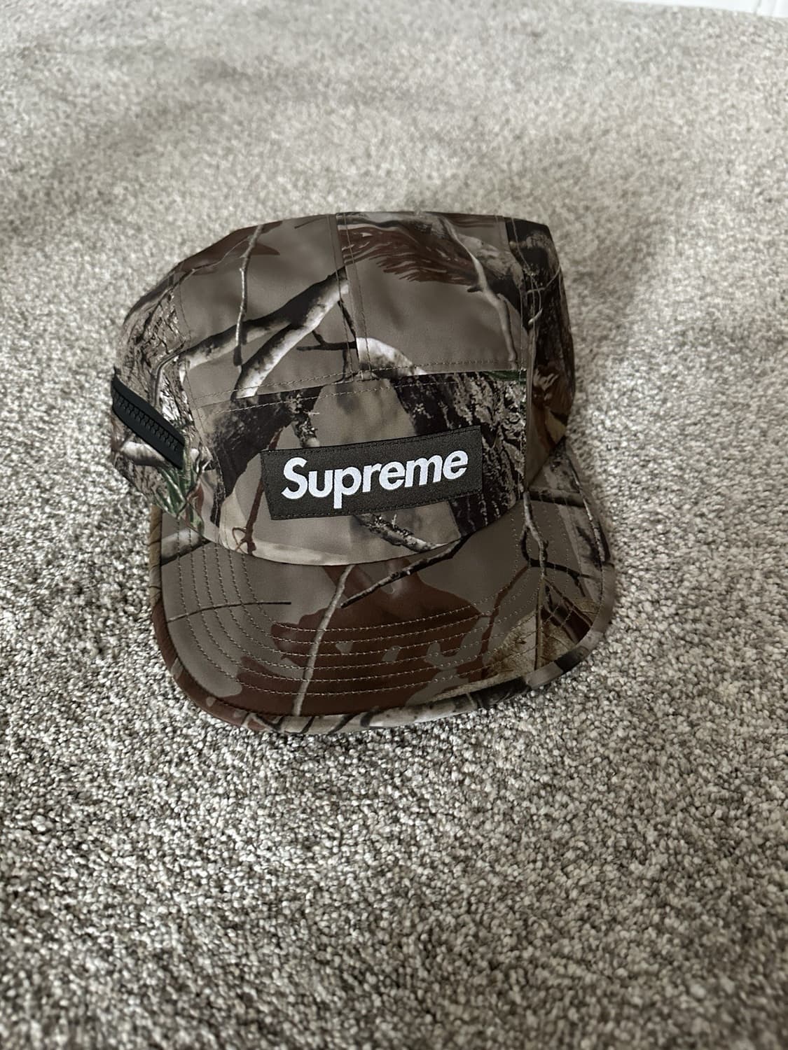 슈프림 GORE-TEX 리얼트리 카모 지퍼 캡 상품이미지1