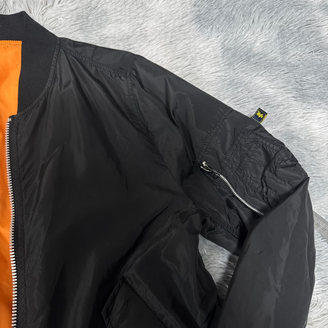 알파인더스트리 Ma-1 간절기 자켓 M사이즈  상품이미지2