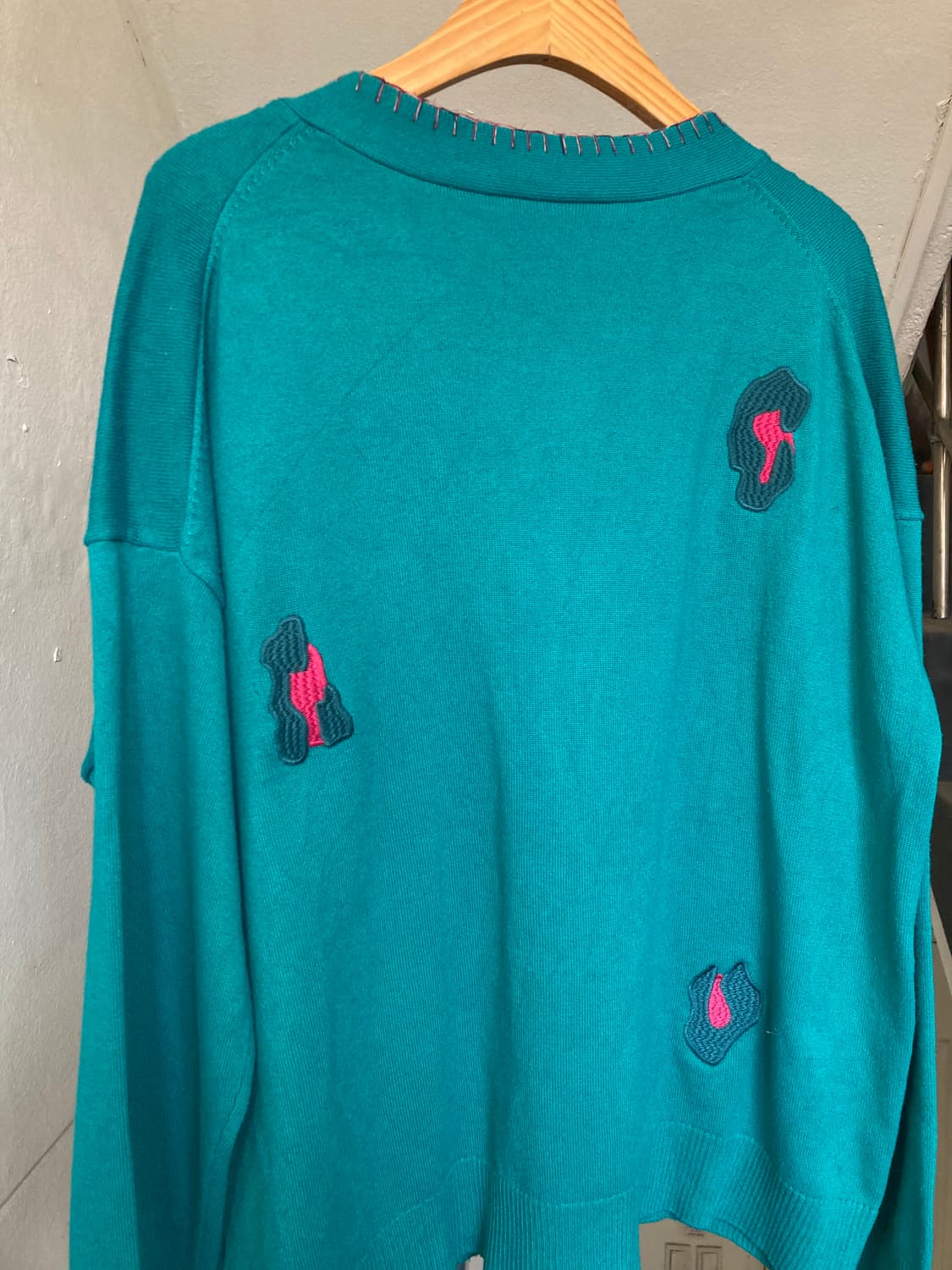 에메랄드 자수 패치 가디건 상품이미지7