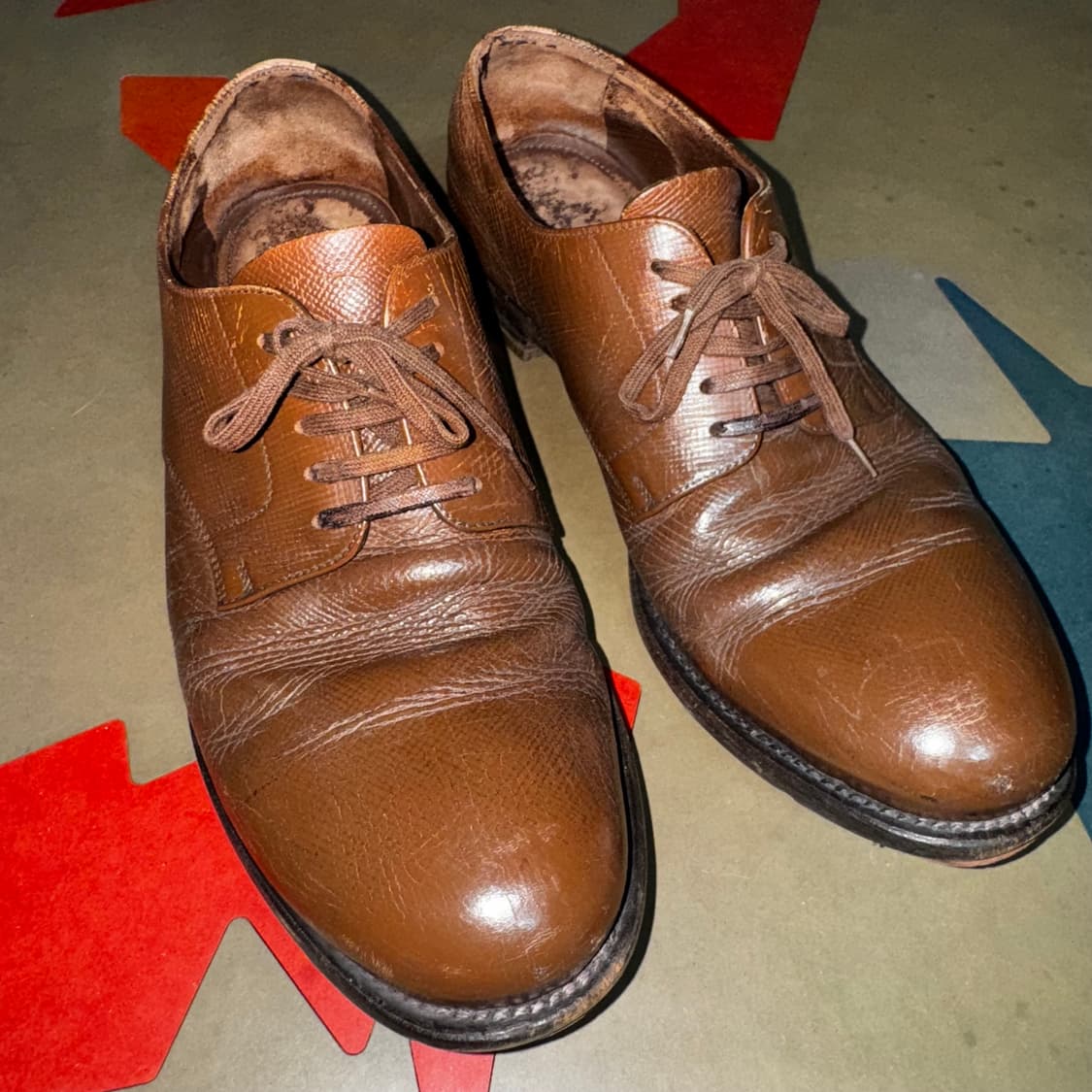Prada Rough Leather Derby Shoes 상품이미지3