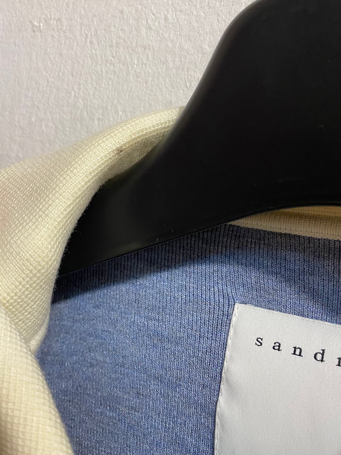 산드로 파리 배색 크롭 니트 자켓 상품이미지7