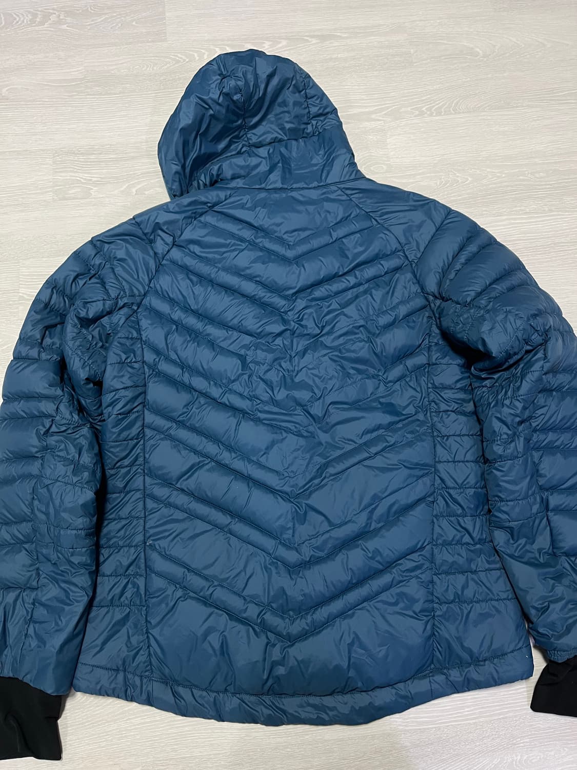 그루찌백 다운울 경량패딩 L-XL 상품이미지4