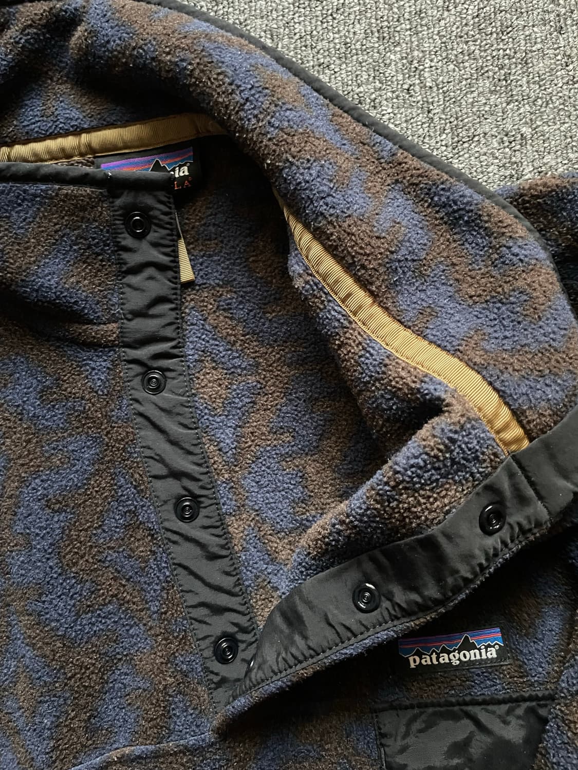파타고니아 신칠라 필드 지오 M 네이비 브라운 상품이미지6