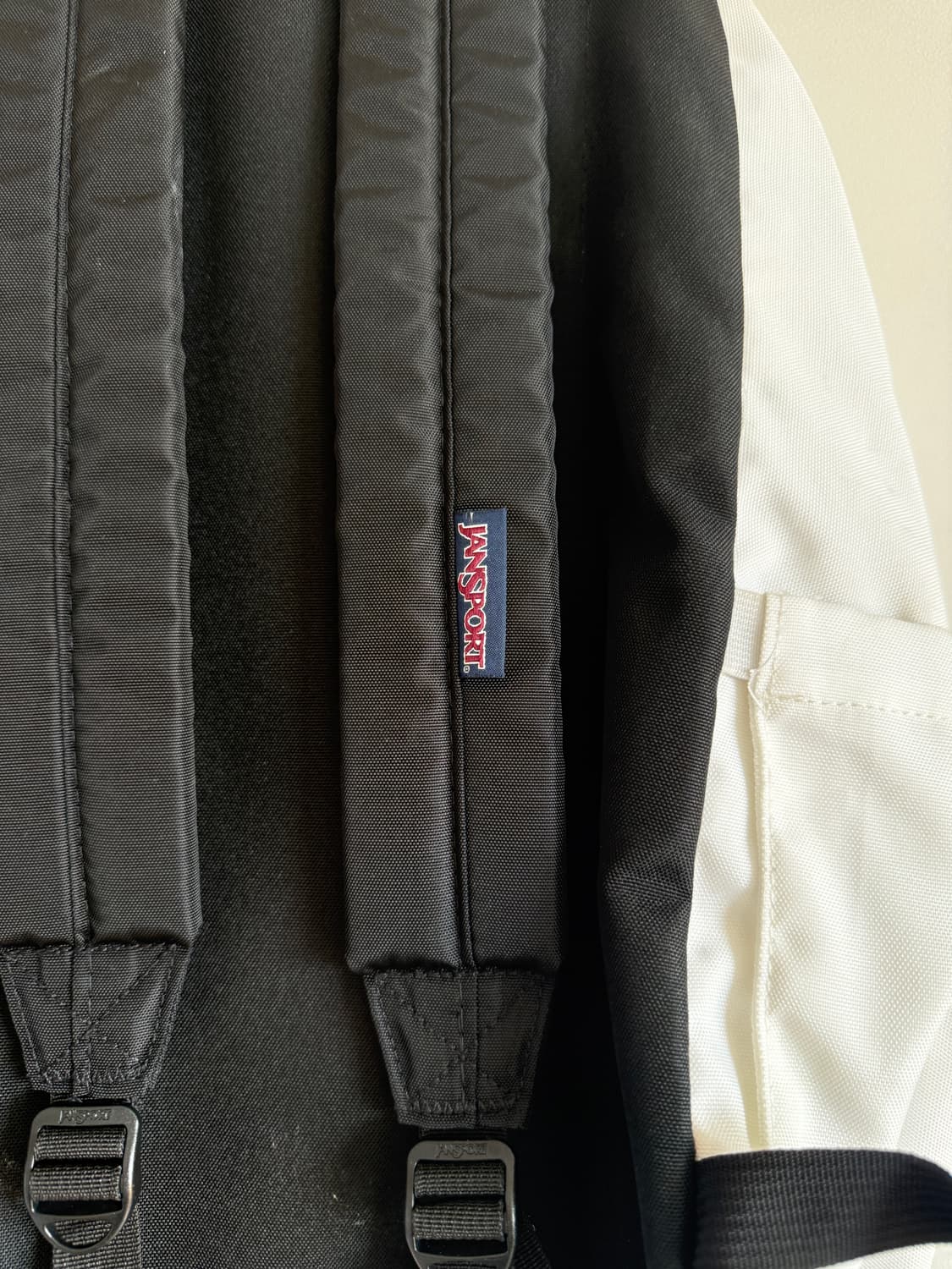 잔스포츠(JANSPORT) 백팩 상품이미지5