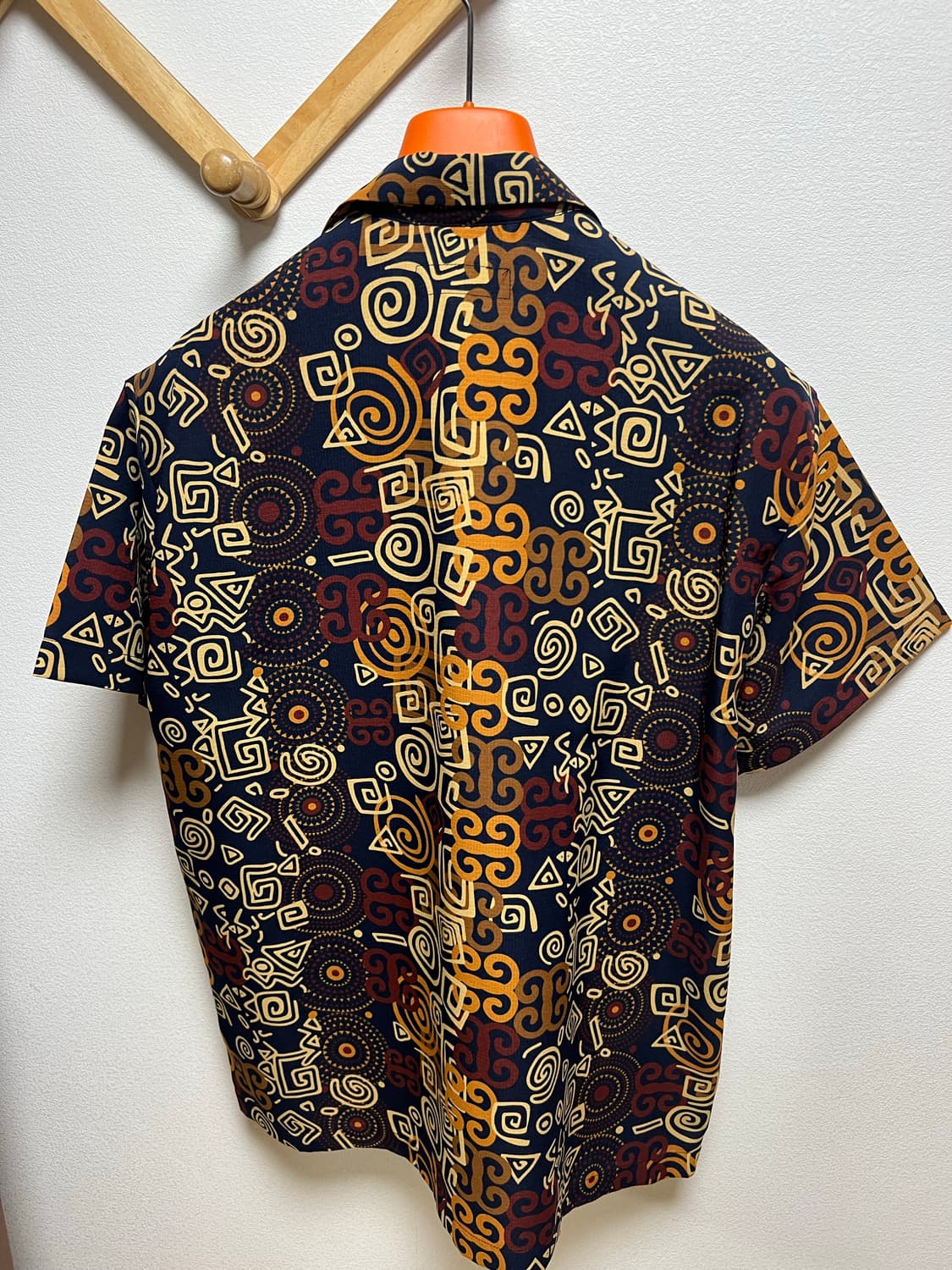 모니탈리 하와이안 캠프 셔츠 (네이비,베이지컬러) M사이즈 상품이미지2