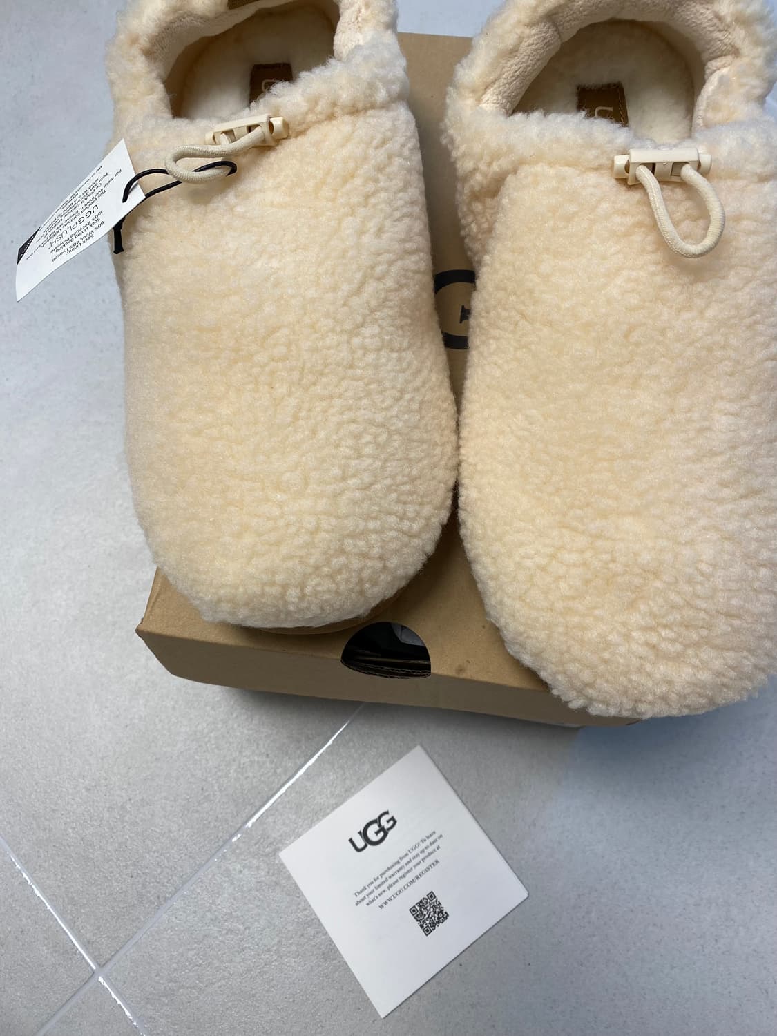 Ugg 키즈6(245) 플러쉬 슬리퍼 새상품 상품이미지4