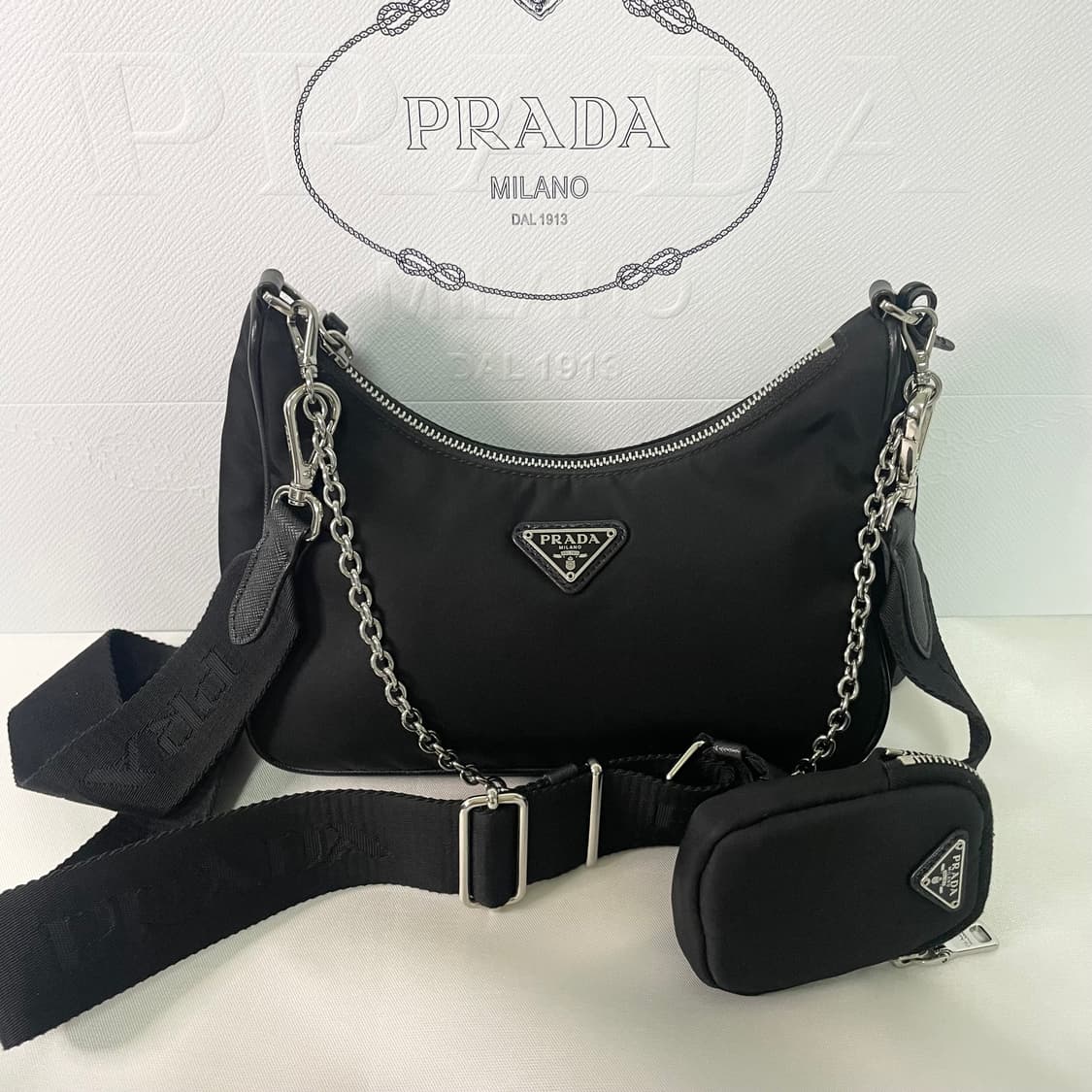 [S급]프라다 리에디션 2005 리나일론 호보백 1bh204 상품이미지1