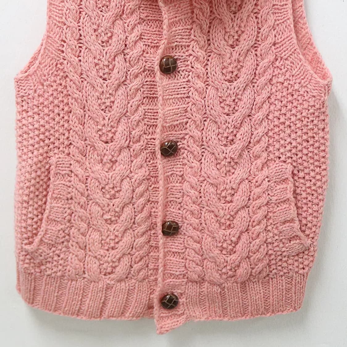 W CLOSET 딸기우유 꽈배기 울 니트 베스트 61505 상품이미지4