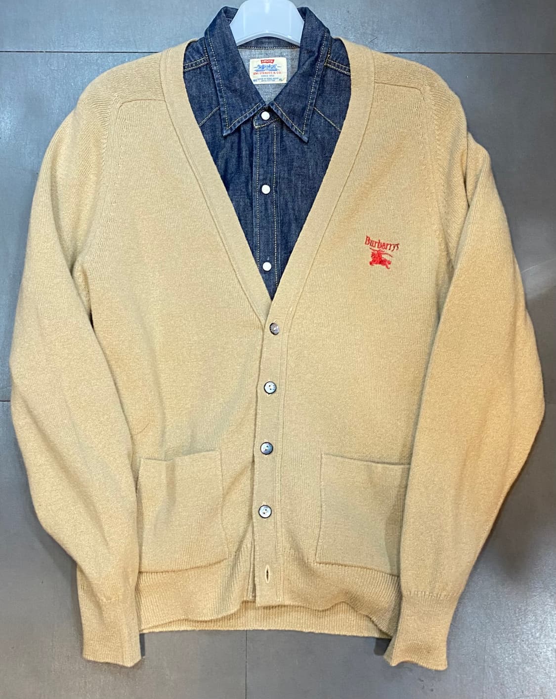 버버리 램스울 가디건 (Made in 스코틀랜드) 상품이미지1
