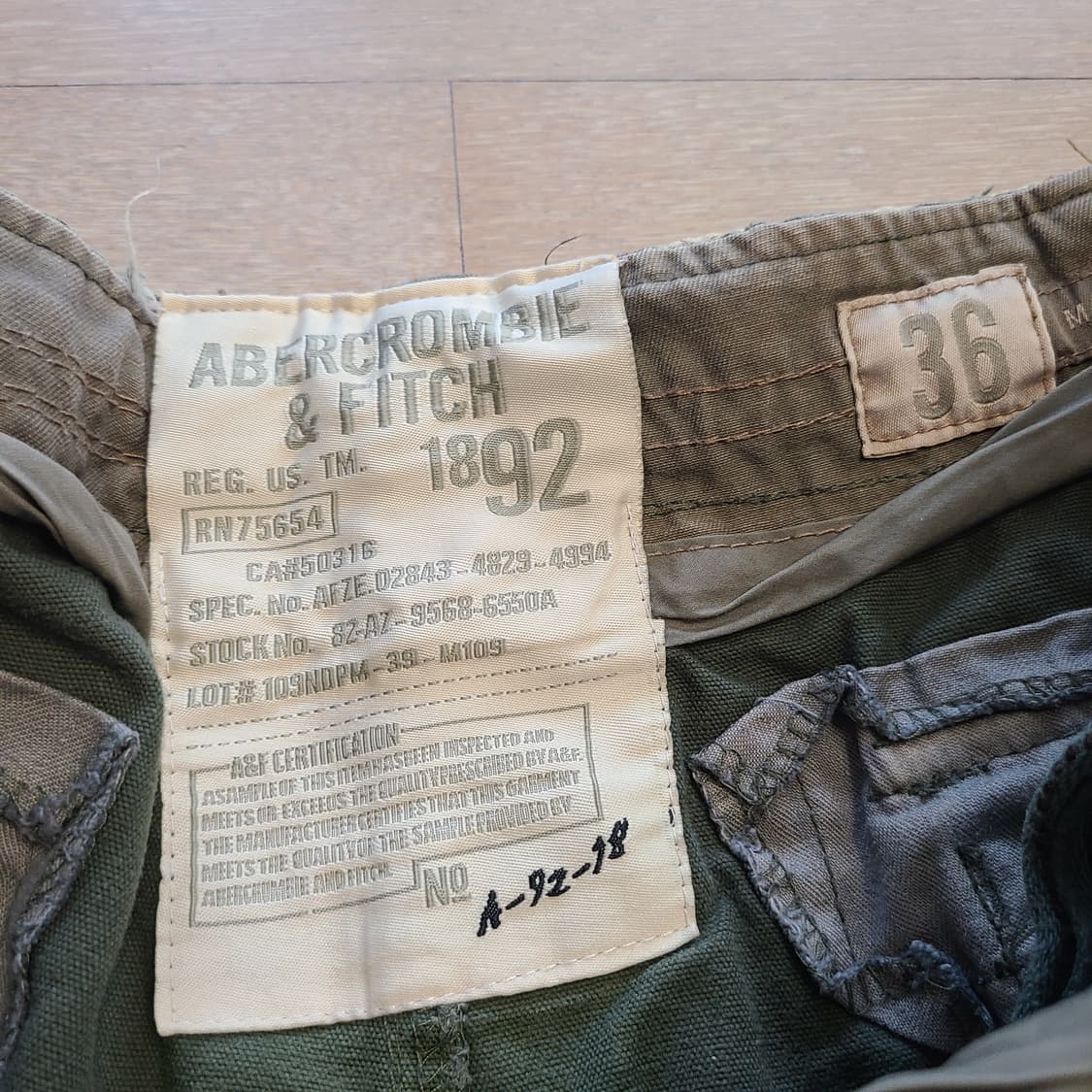 38)아베크롬비 1892 카고 포켓 버뮤다 팬츠 반바지 벨트 y2k 카키 상품이미지2