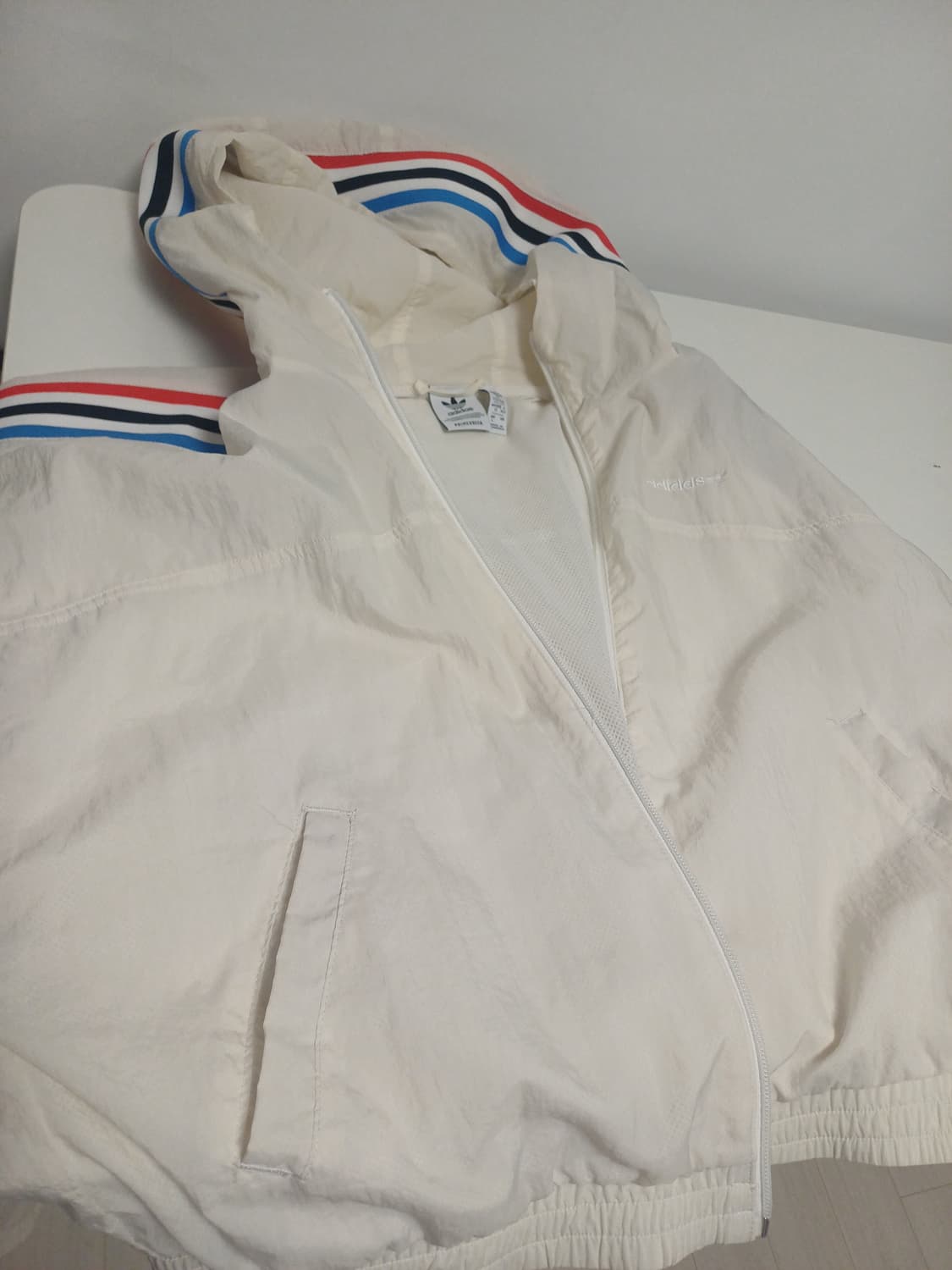 [L] 아디다스 오리지널스 아디컬러 트라이컬러 윈드브레이커  상품이미지8