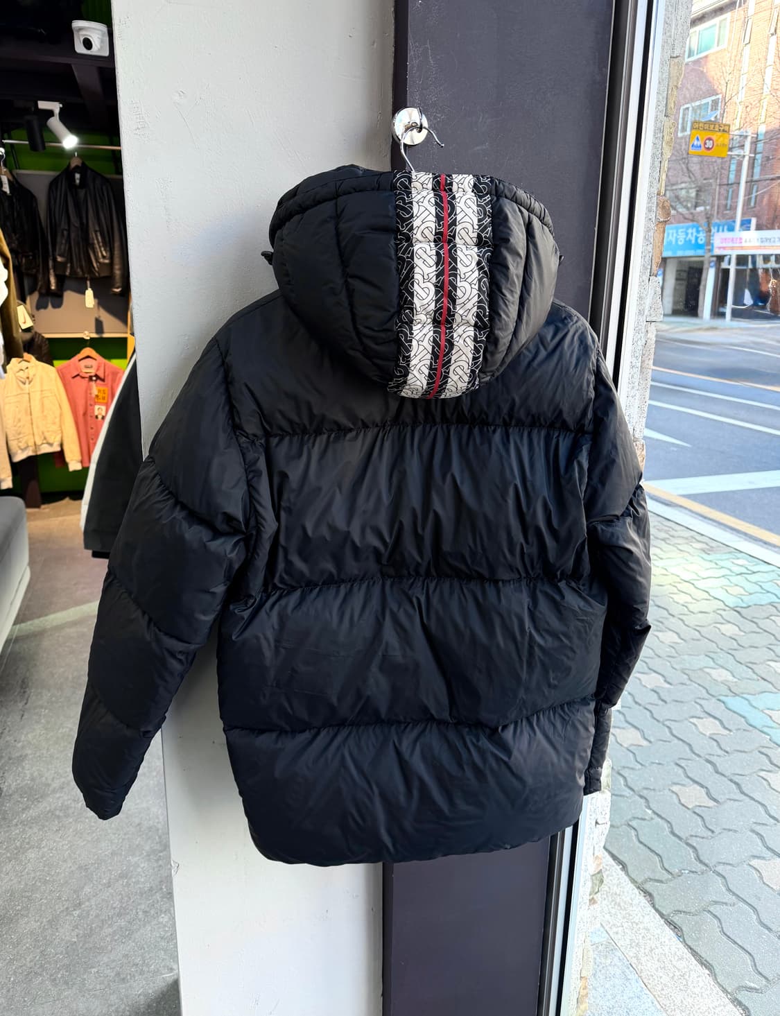 .95/ 버버리 신형 로고패치 TB 후디 구스패딩 상품이미지7