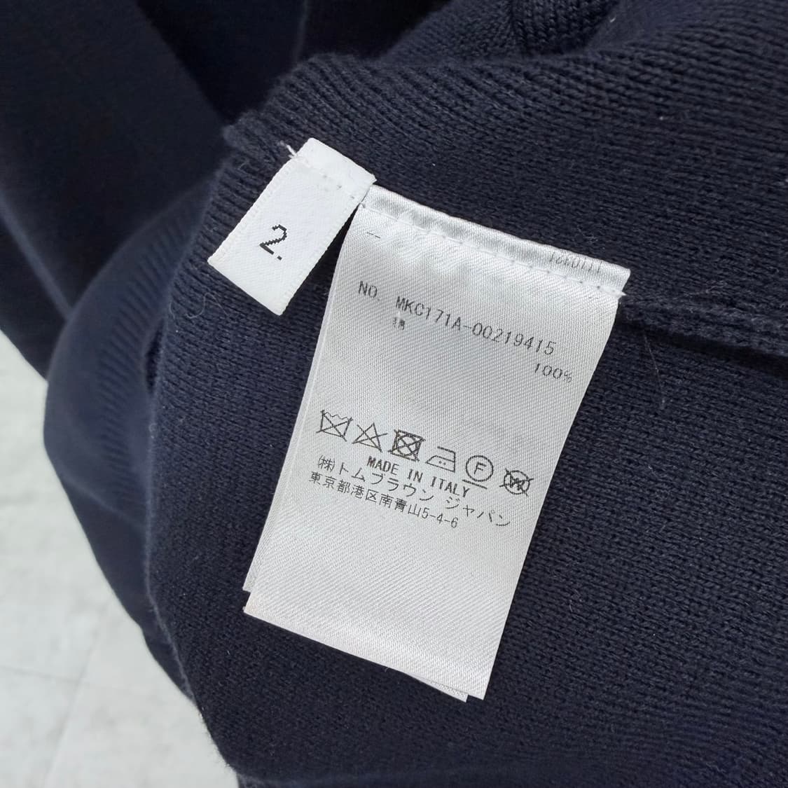 [S급/2] 톰브라운 사선완장 밀라노 스티치 금장 가디건 네이비 상품이미지7