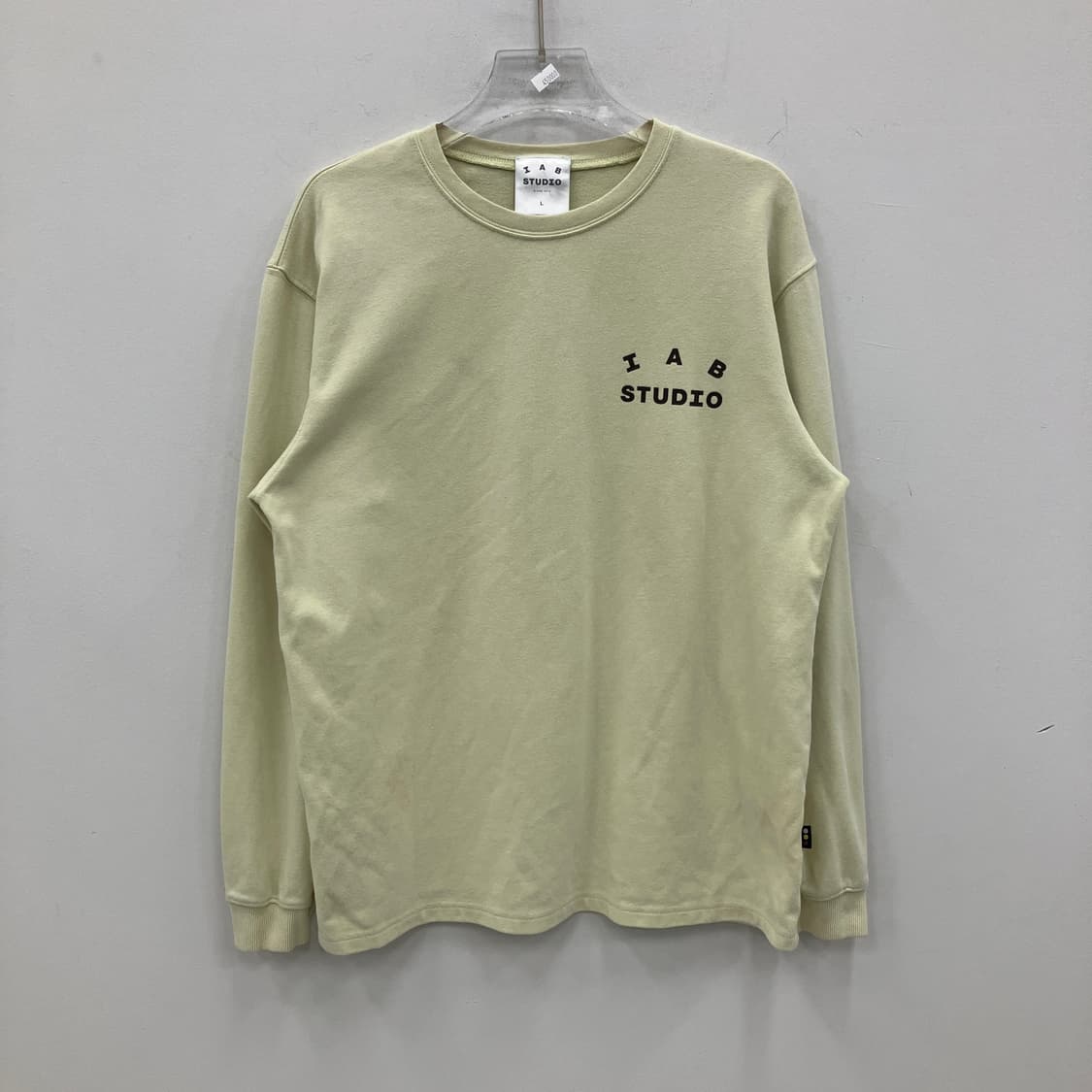 아이앱 스튜디오 레몬 스웨트셔츠 L 상품이미지1