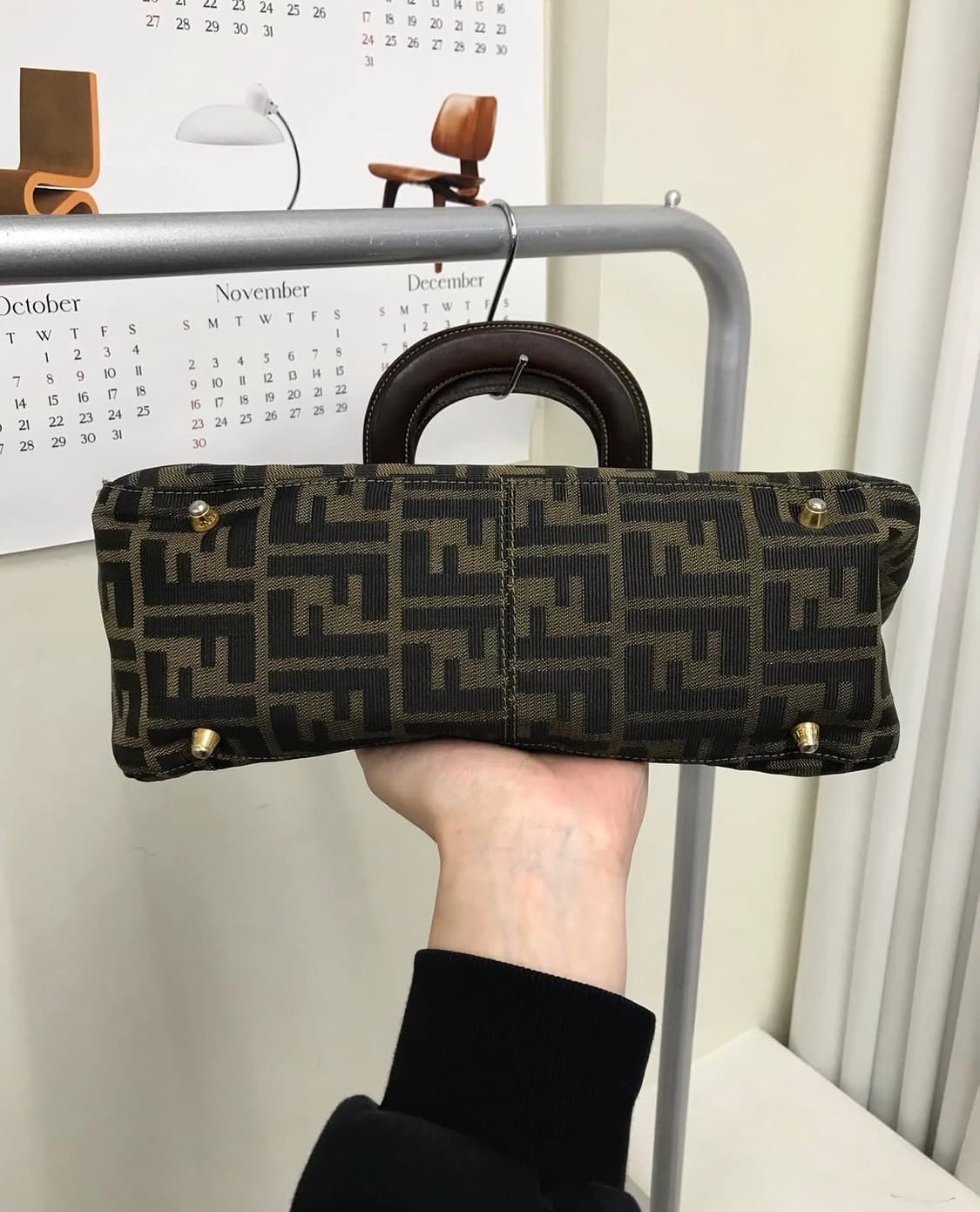 펜디 금장 주카 토트백 가방 상품이미지4