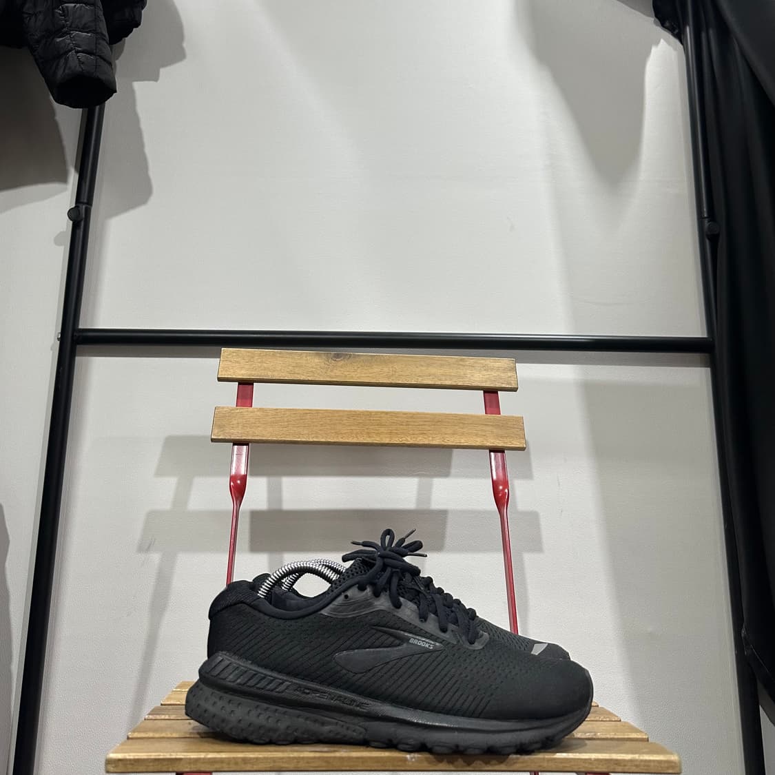 275) 브룩스 런닝화 남자 남성 운동화 아드레날린 GTS 블랙 상품이미지1