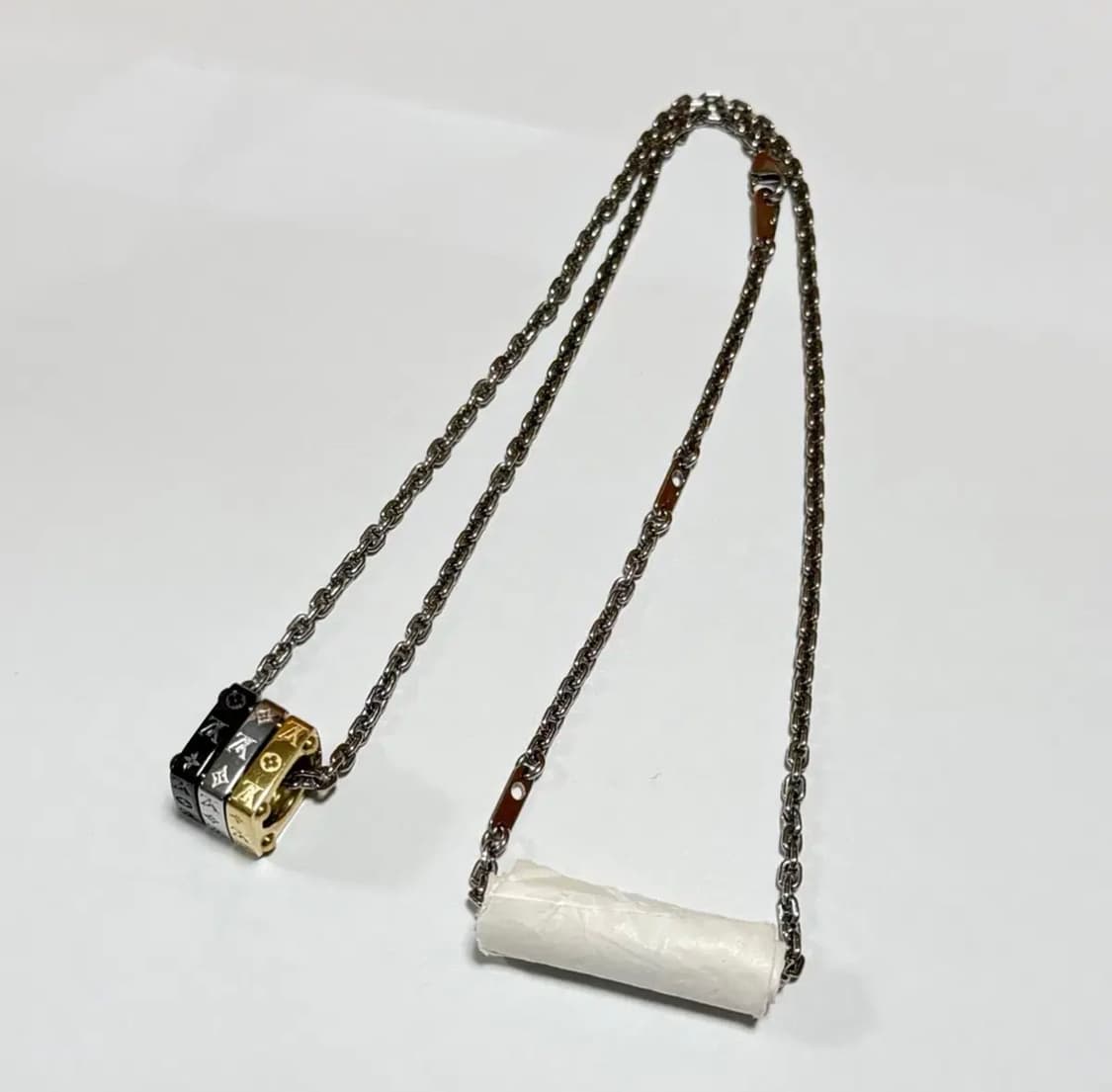 루이비통 모노그램 볼드 목걸이 상품이미지2