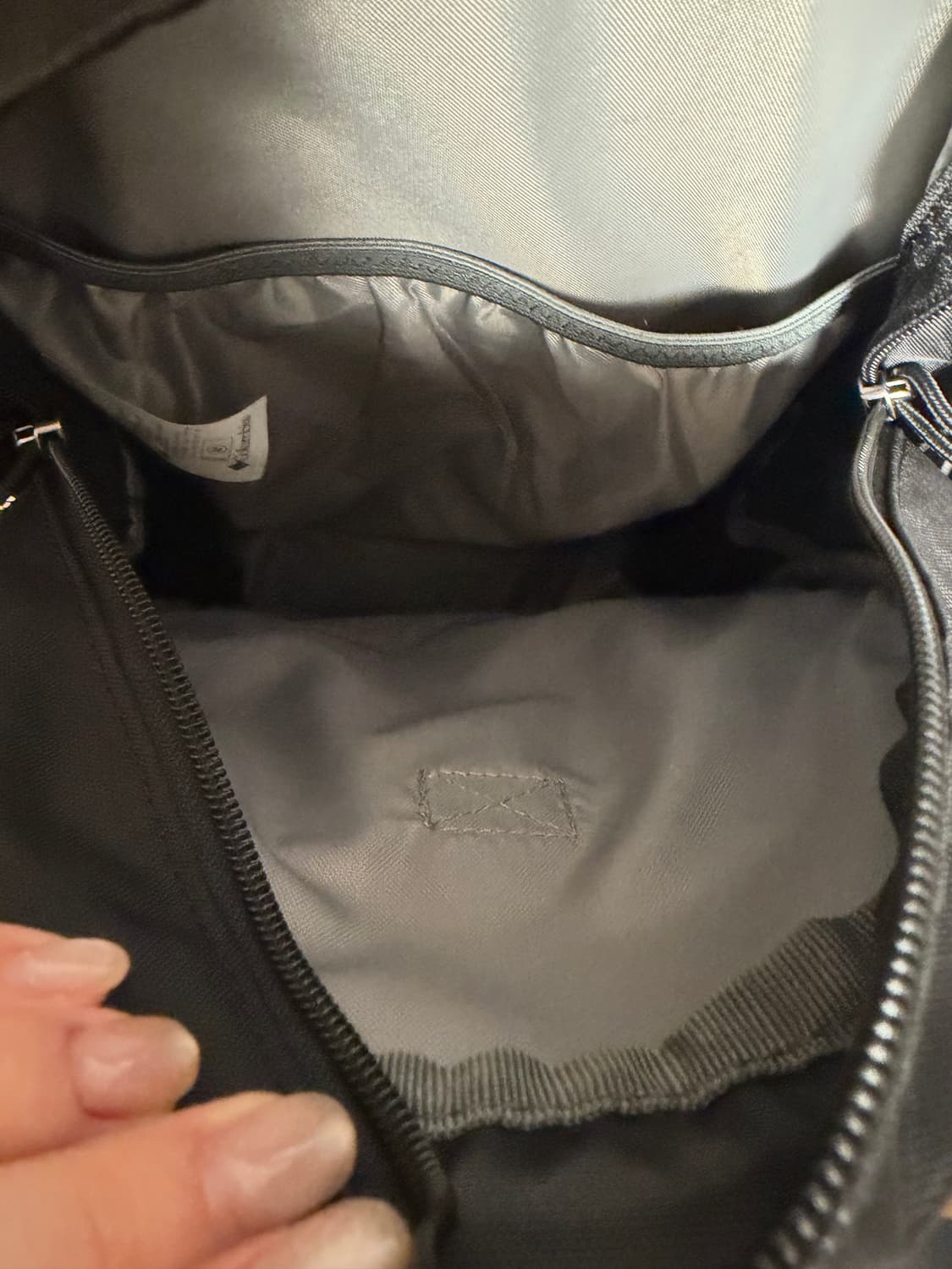 컬럼비아 공용 케슬락 15L 백팩 판매합니다! 상품이미지5