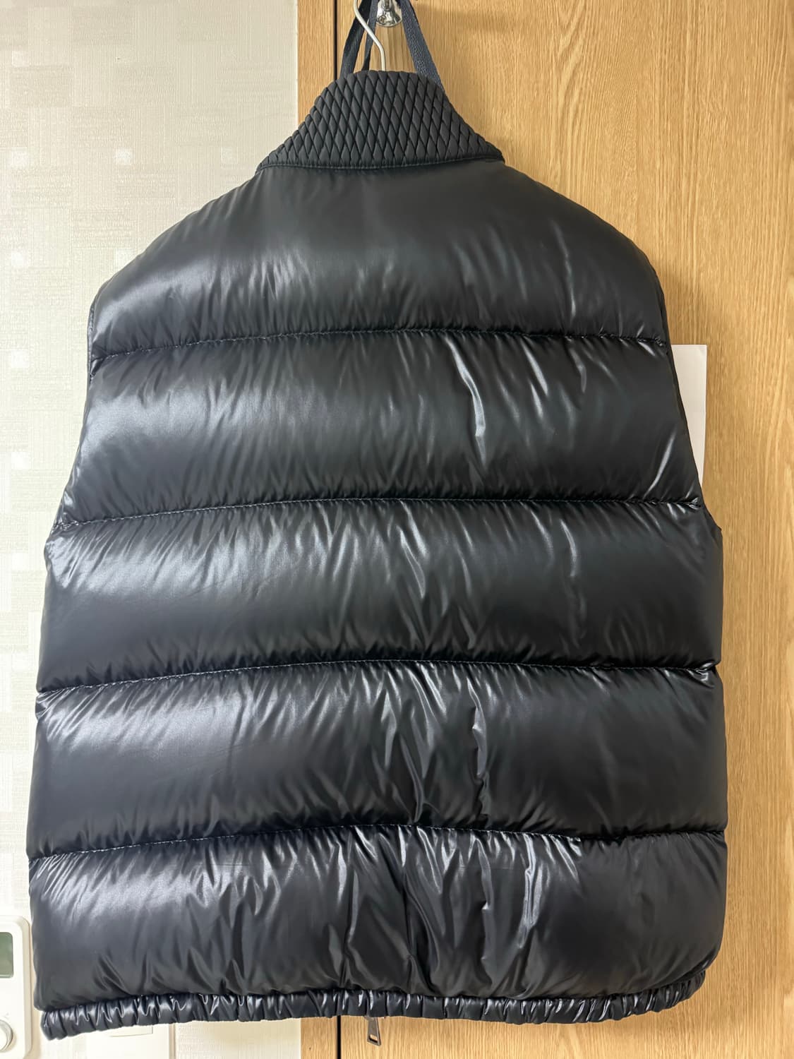 몽클레어 여성 패딩 조끼 블랙  상품이미지2