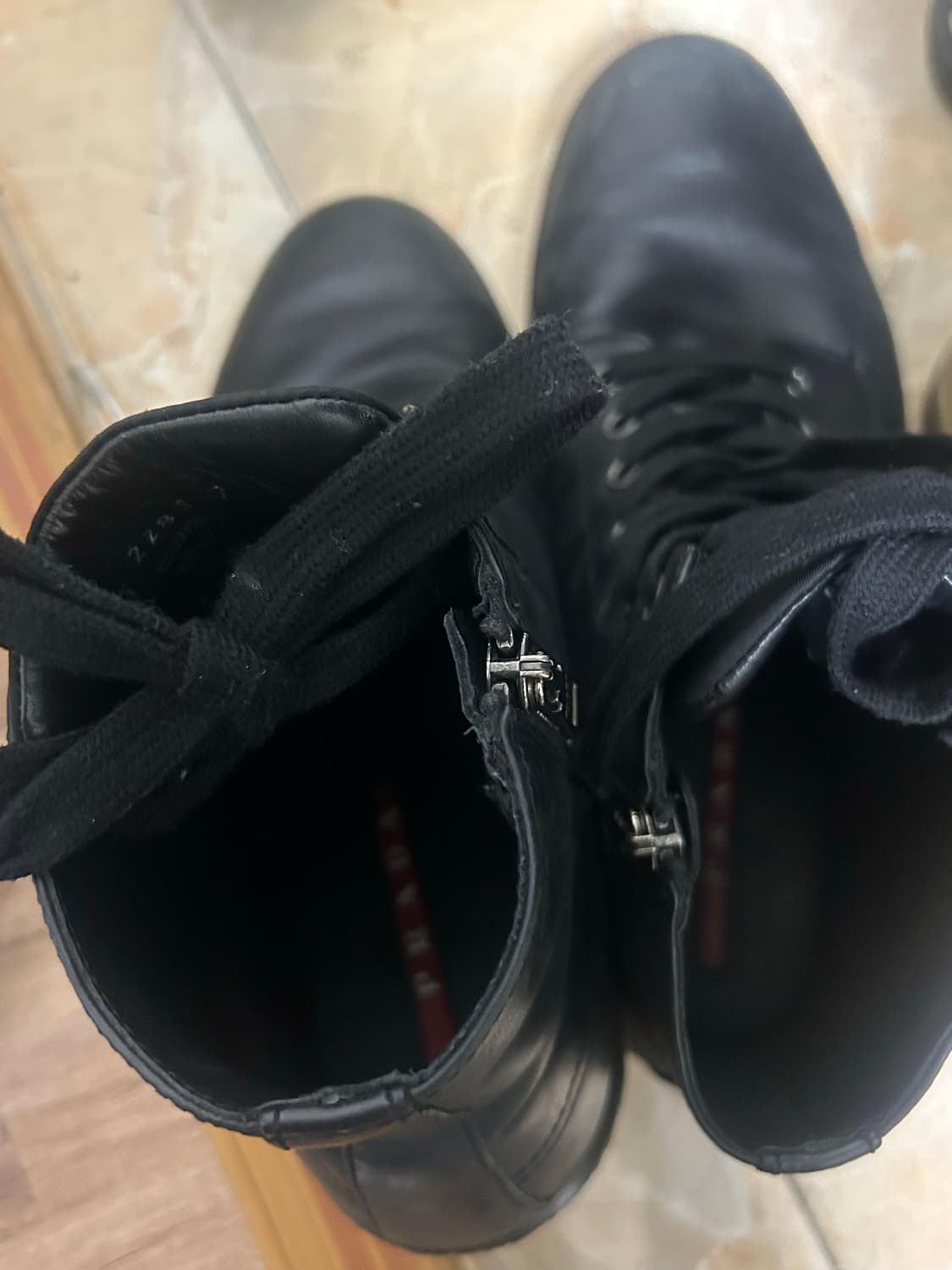 프라다 부츠 상품이미지2