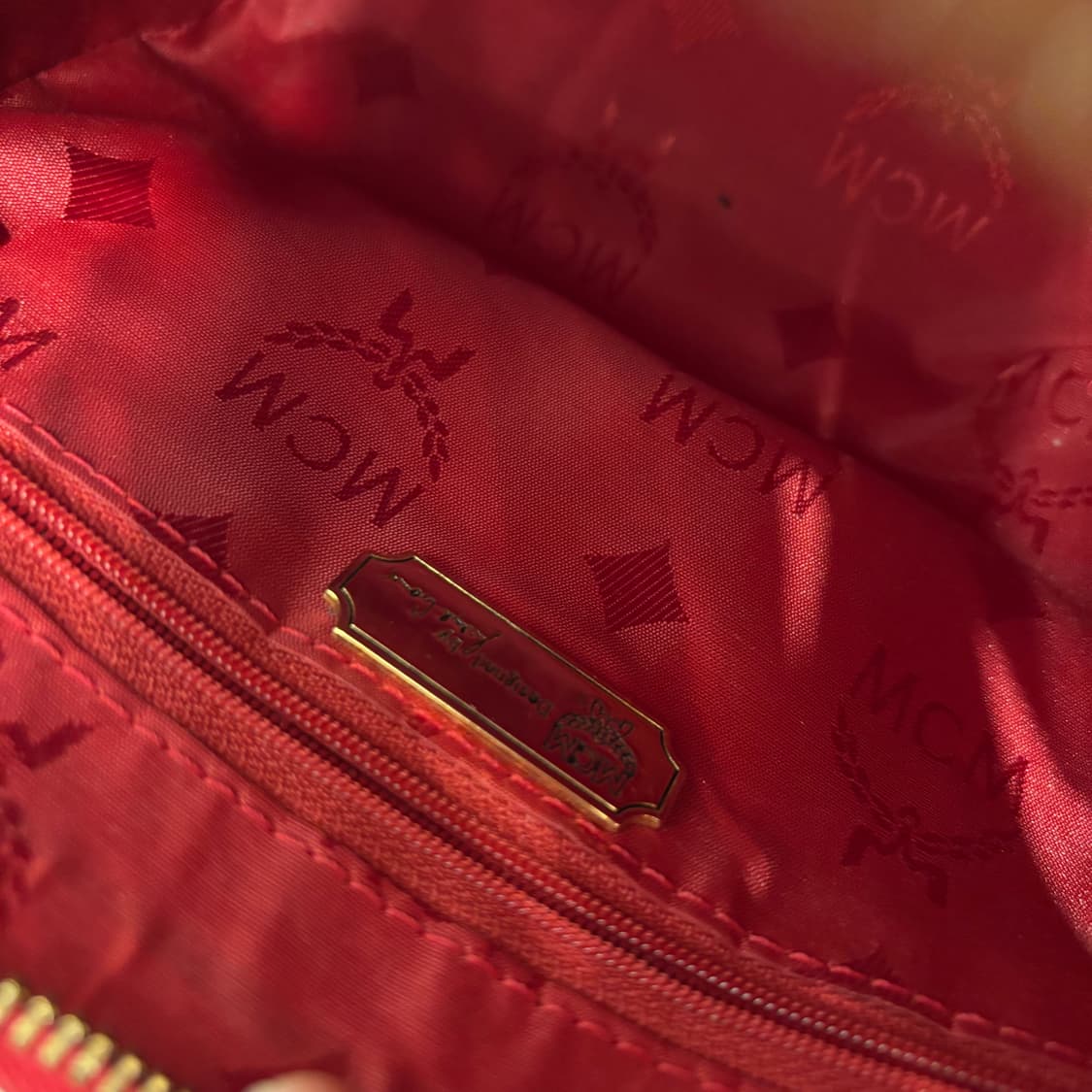 정품 MCM 금장 체인 크로스백    상품이미지9