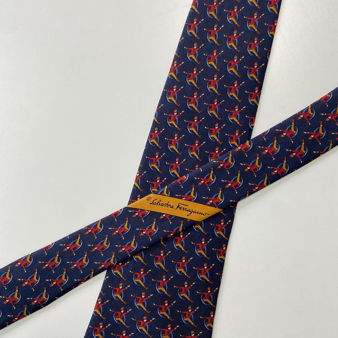 페레가모(Ferragamo) 명품 정품 넥타이 상품이미지4