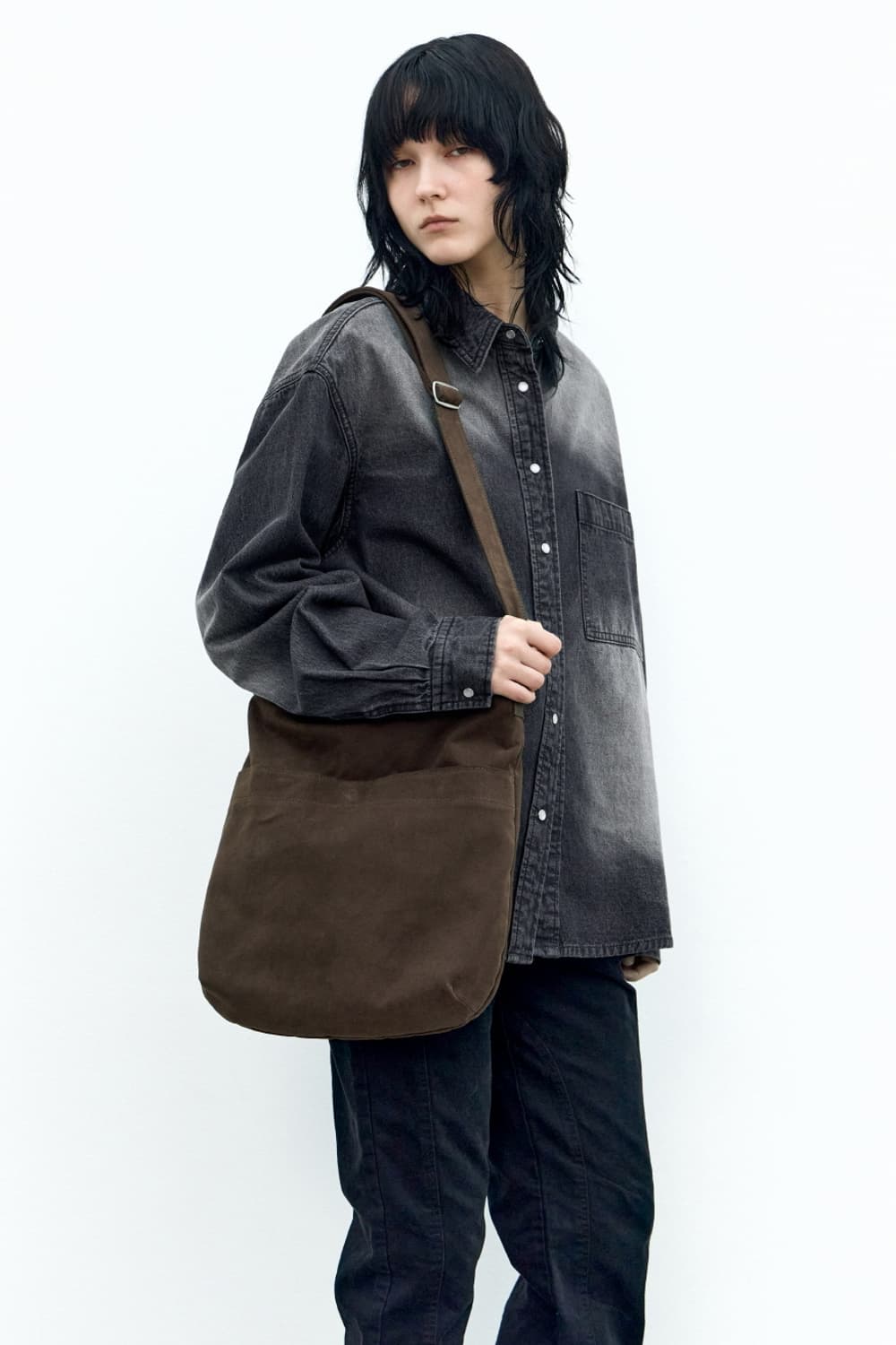 (INSILENCE) 인사일런스 우먼 몰스킨 뉴스보이 백 (Brown) 상품이미지7