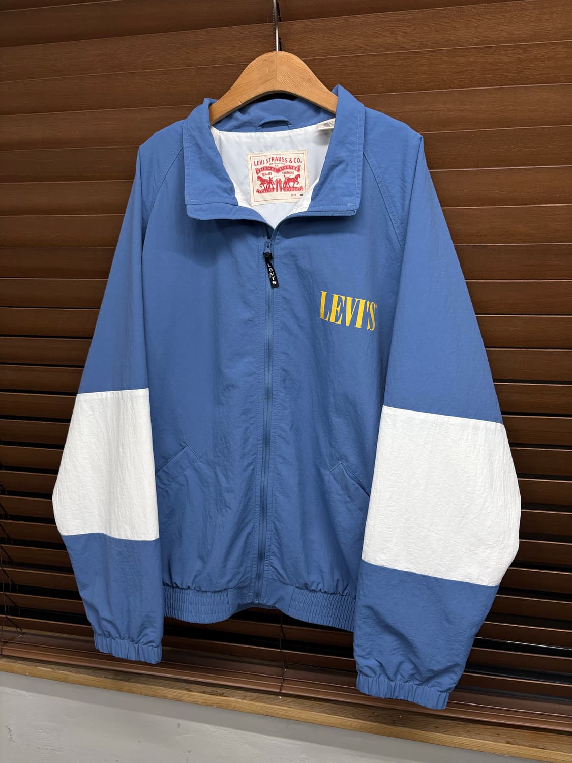 00s 리바이스 빈티지 올드스쿨 빅로고 바람막이 자켓 상품이미지3
