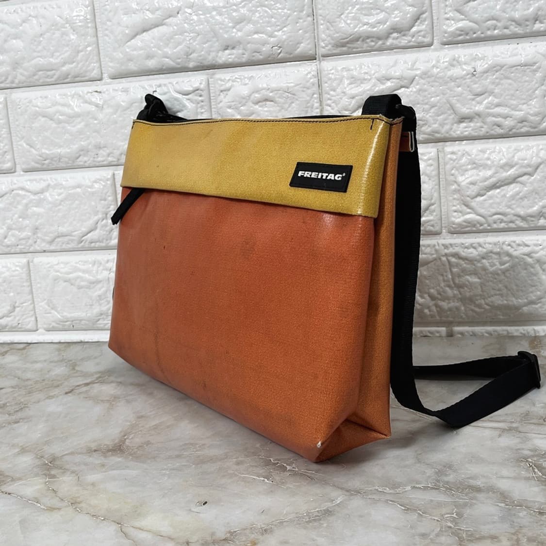 FREITAG 프라이탁 LOU Crossbody Bag 상품이미지2