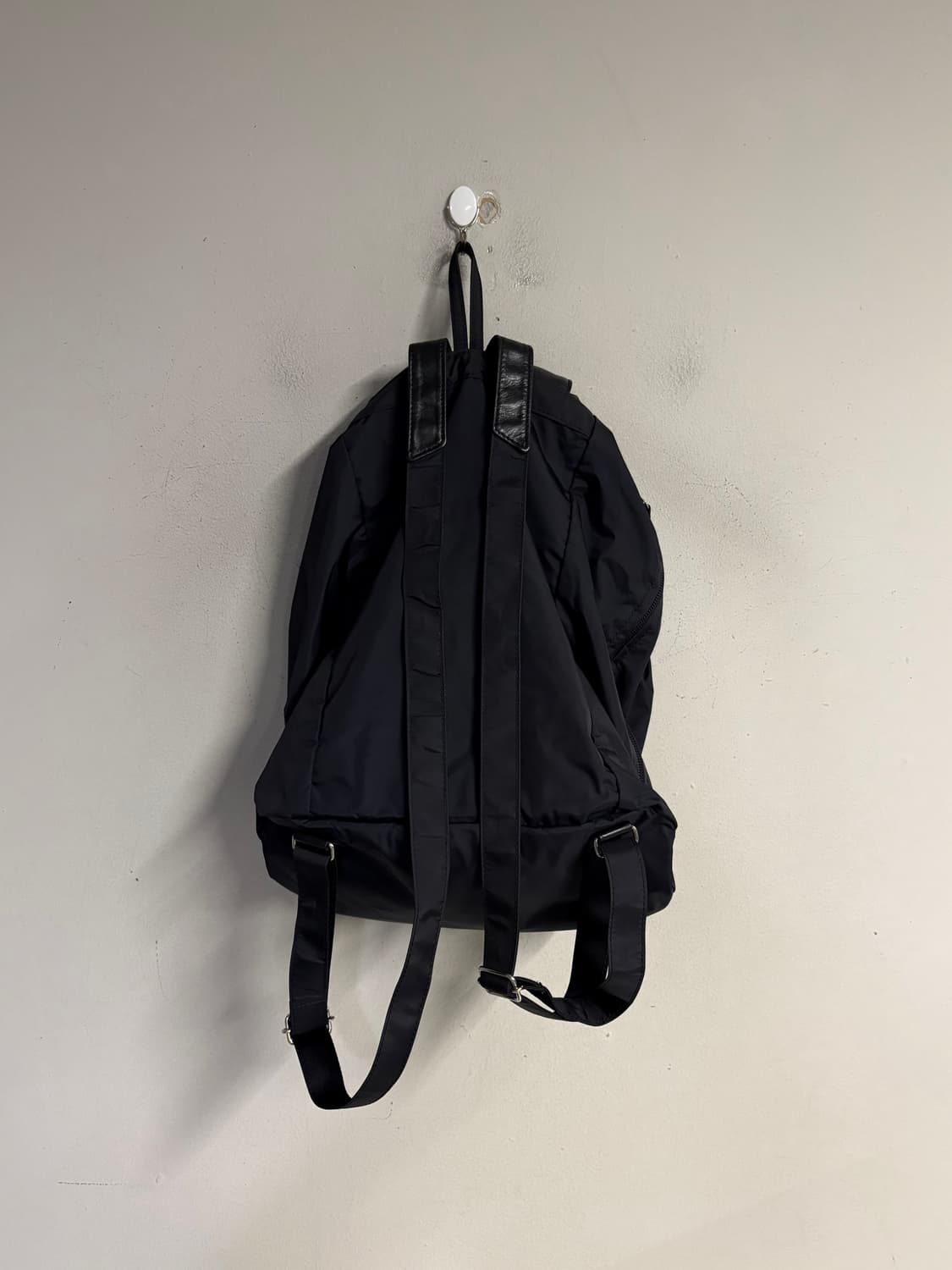 Y‘SACCS nylon & leather backpack  상품이미지5