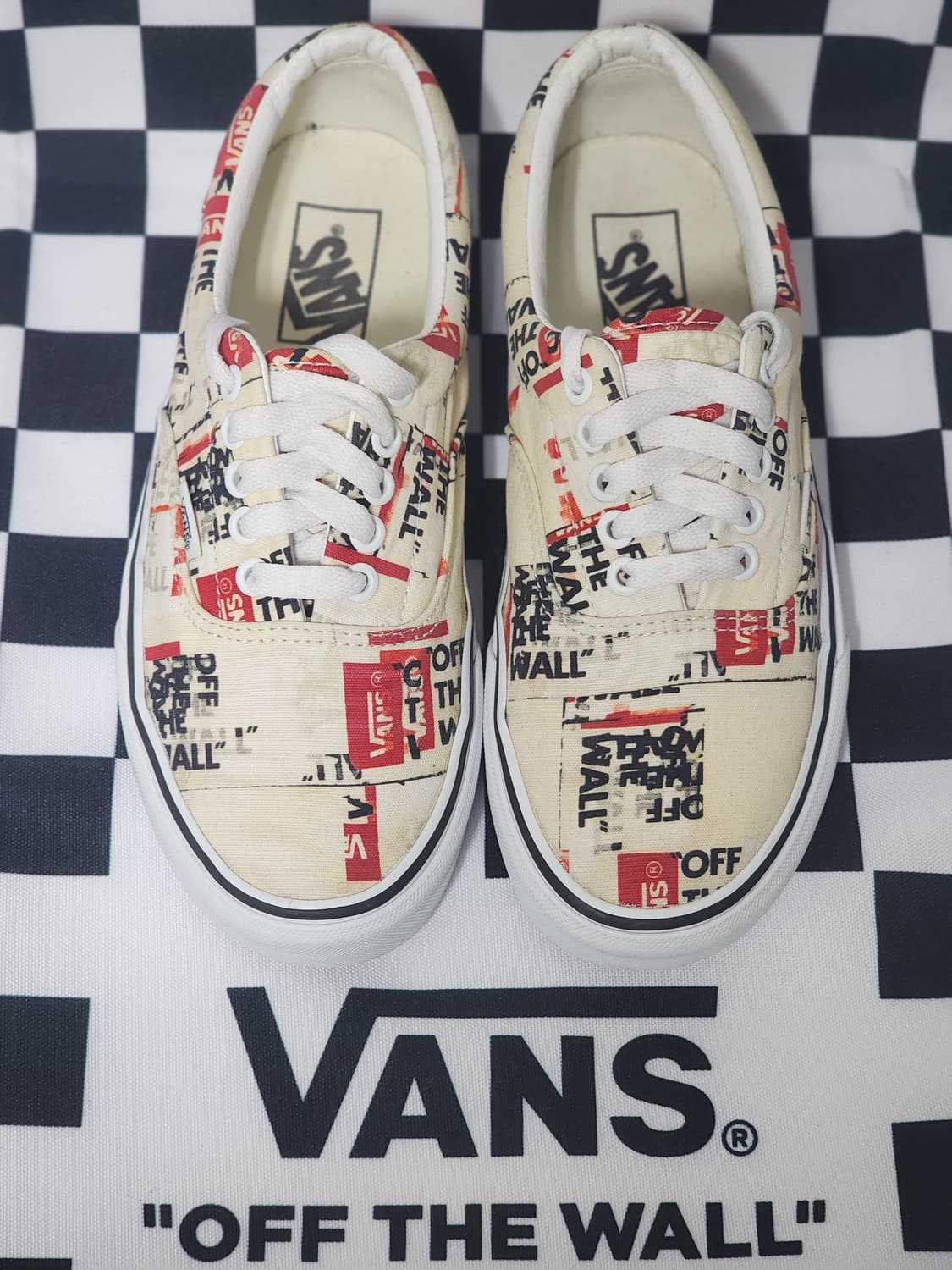 Vans의 에라(ERA) 모델로, "OFF THE WALL" 패턴이 돋보 상품이미지5