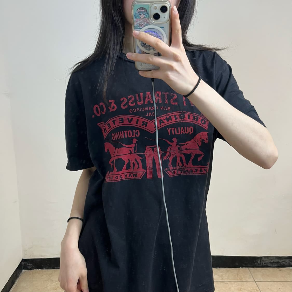 Levi’s navy t-shirt 상품이미지3